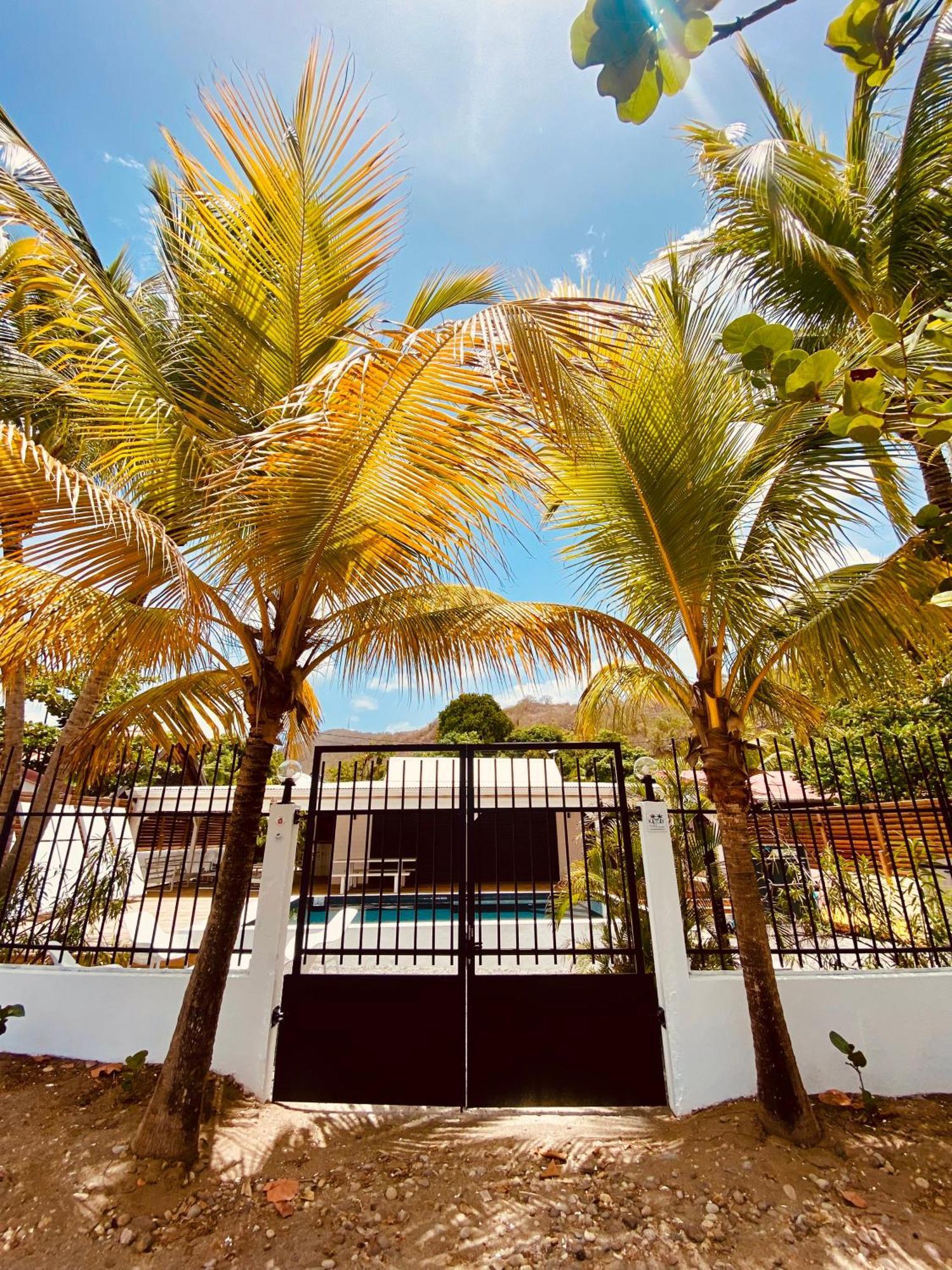Villa Kay Alice - Beachfront