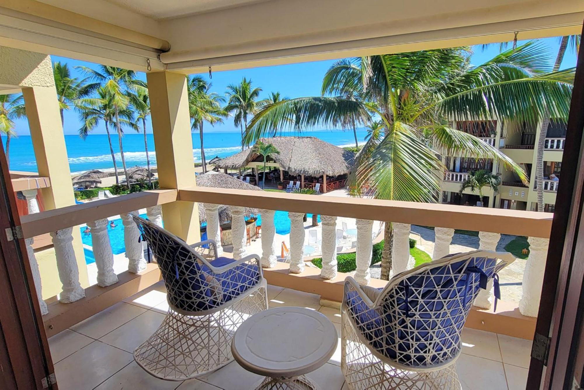 Oceanview Penthouse On The