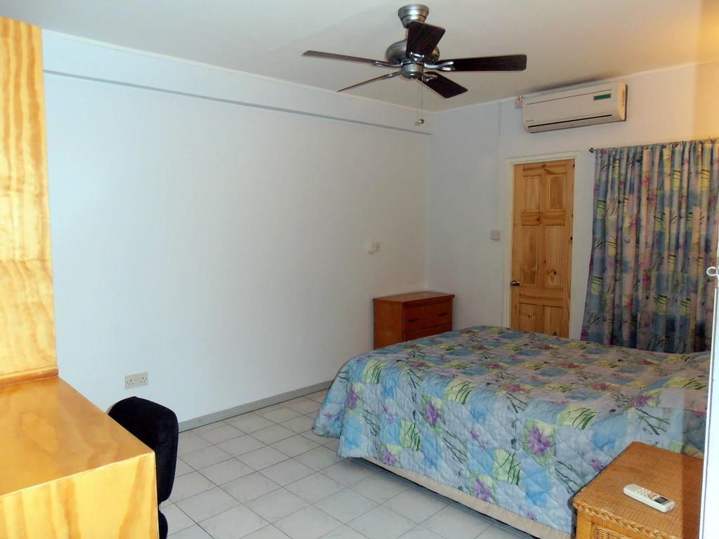 Apartment Bougainvillea St. George's