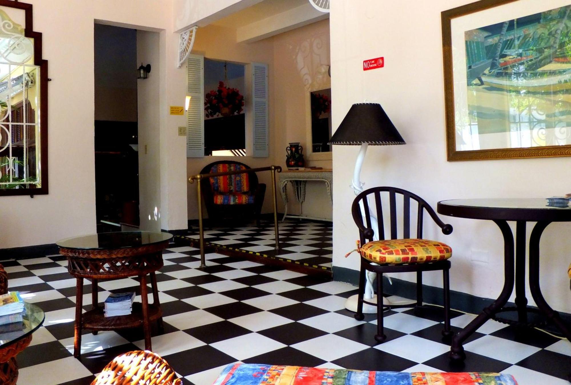 Canario Boutique