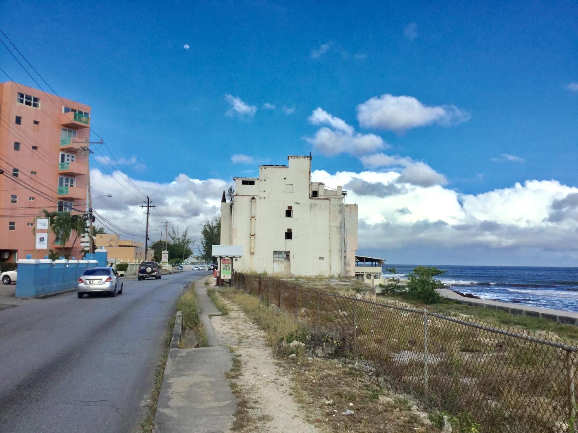 Hastings Central 3d Studio Apt Opp Beach Bridgetown