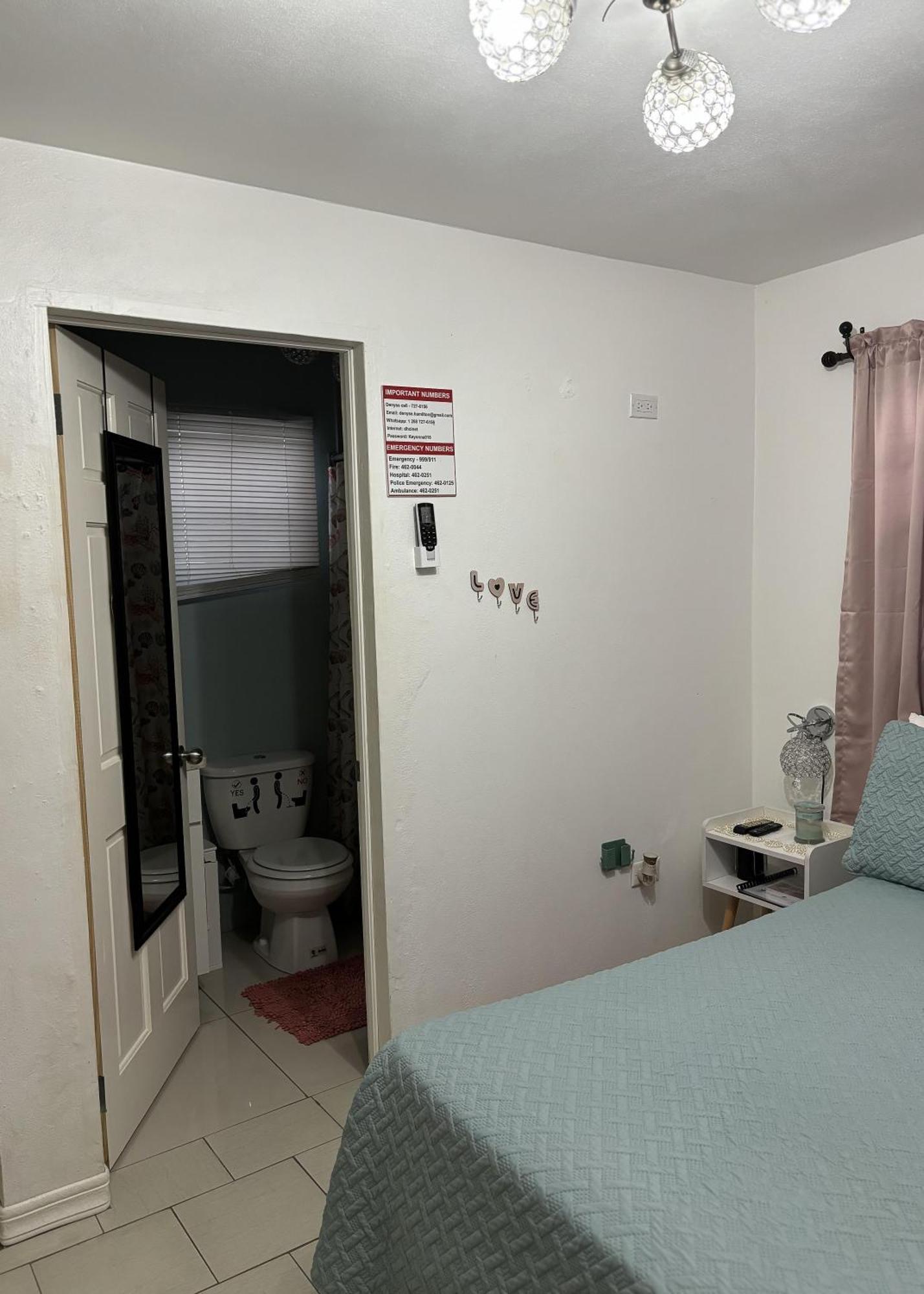Denyse Apartment *
