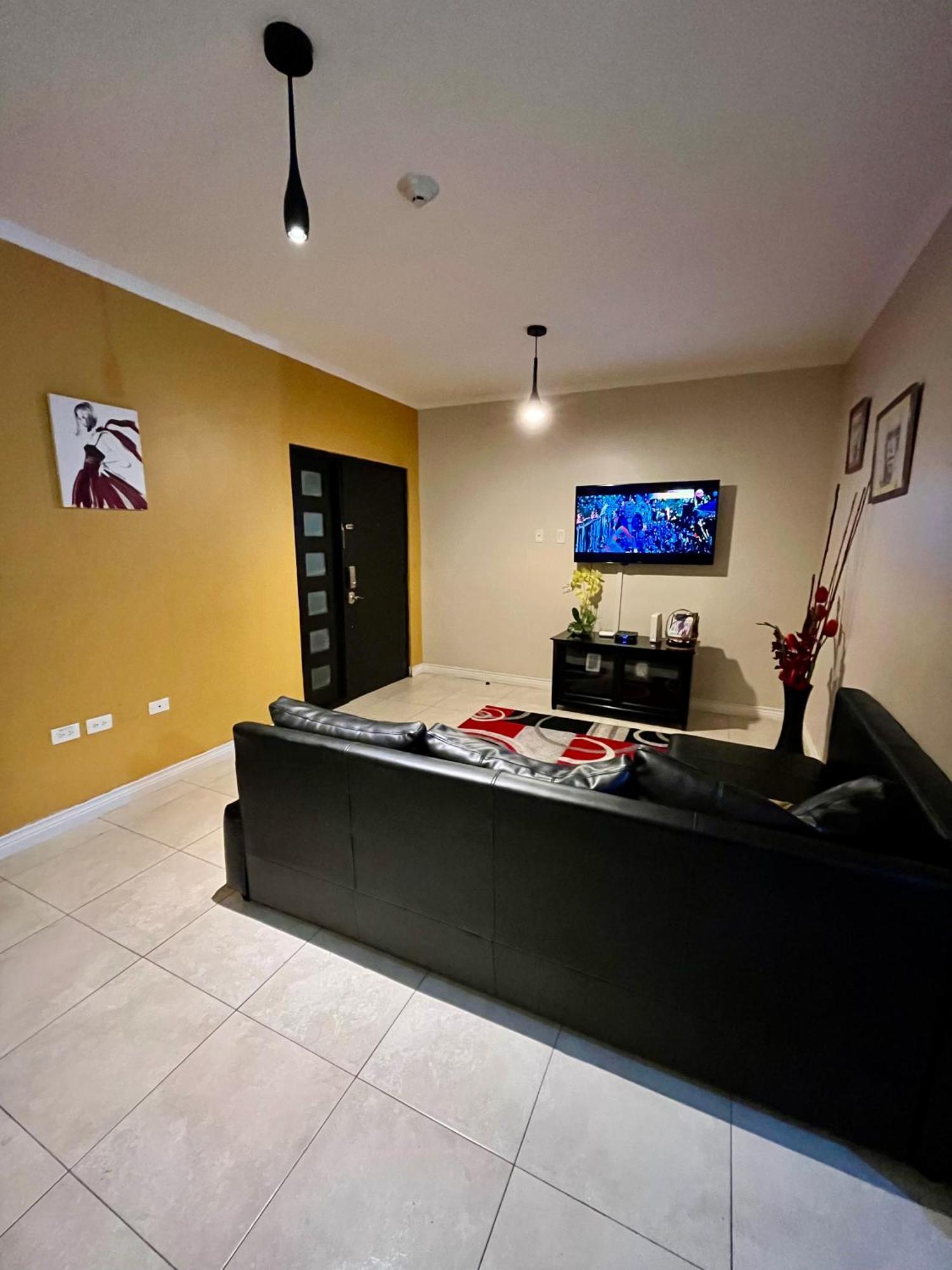 Apartment The Brompton's Luxury Kingston