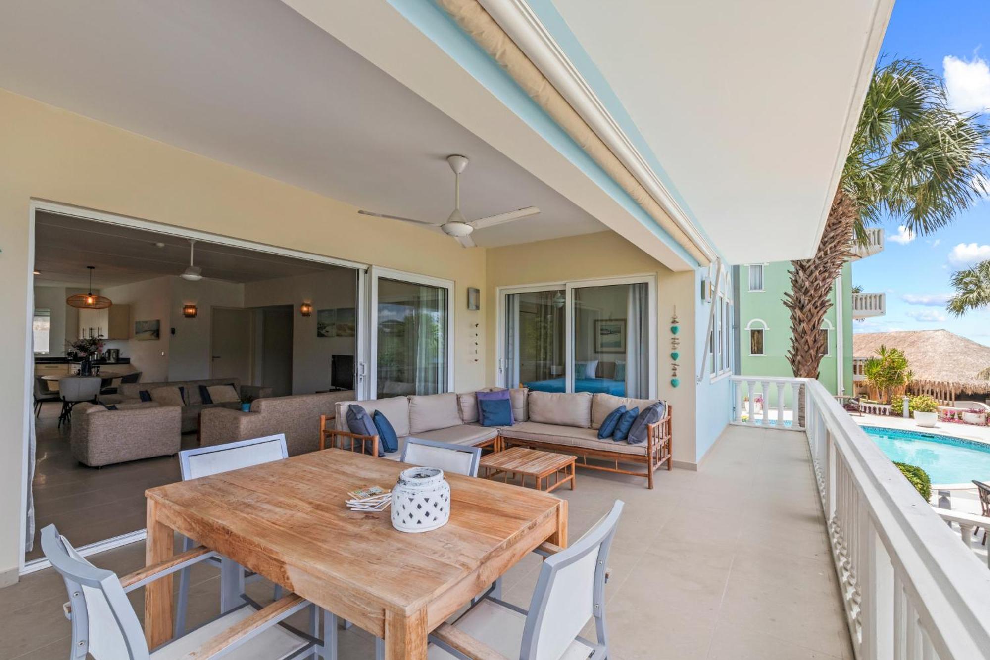 Blue Bay Beach Apartments Blue Bay