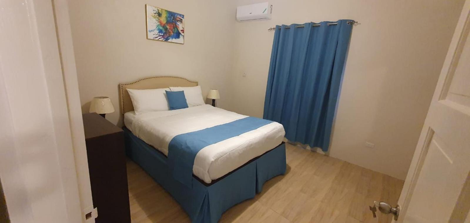 Sorina's * Ocho Rios