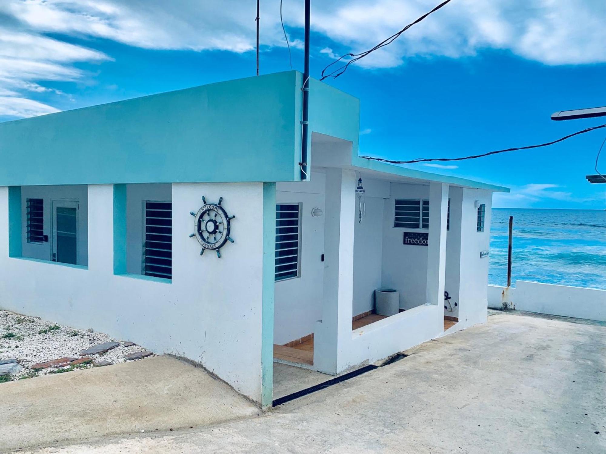 Hotel Discovery & At 681 Ocean Drive Arecibo