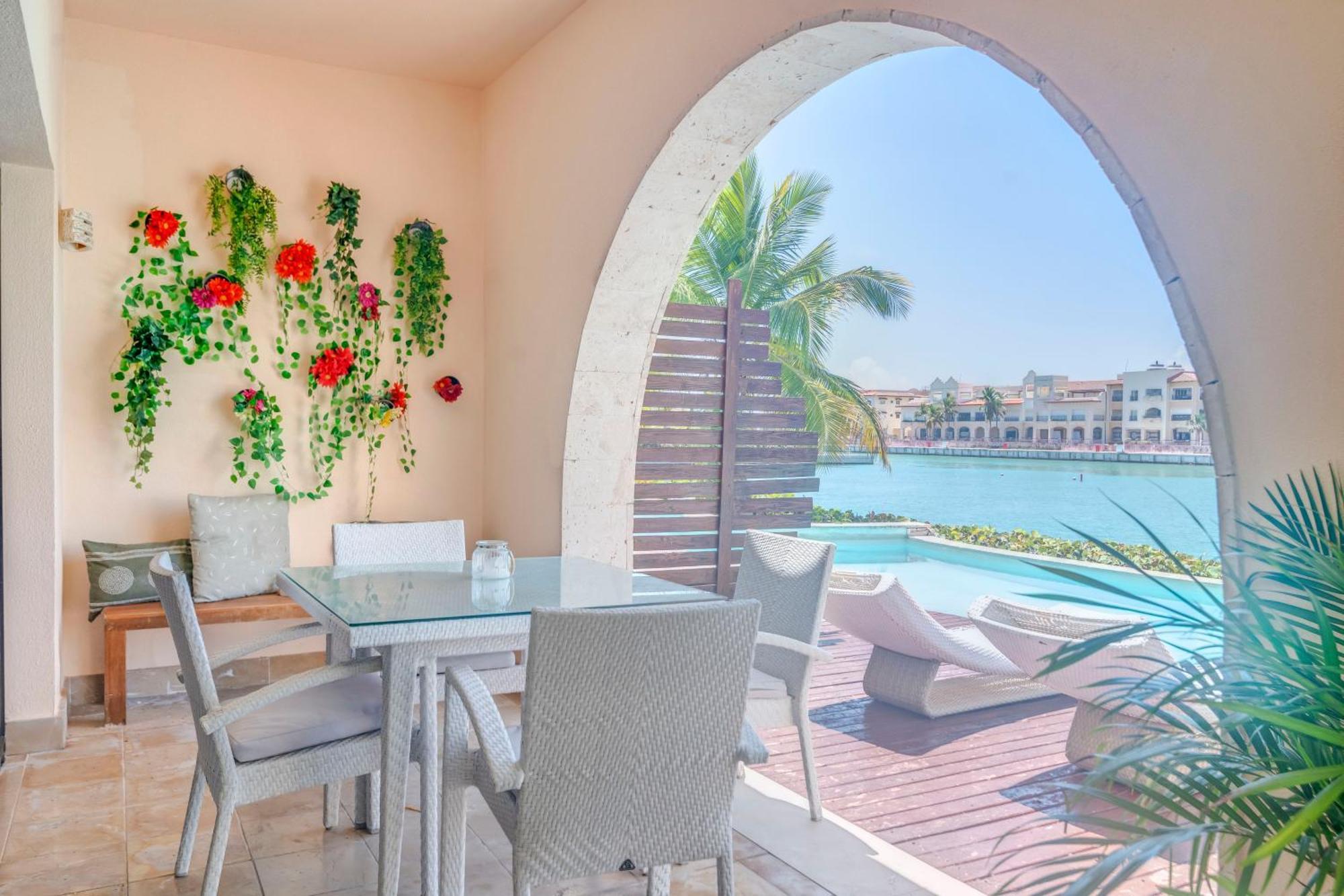 Fishing Lodge, Infinity Pool, Vistas A La Bahia Punta Cana