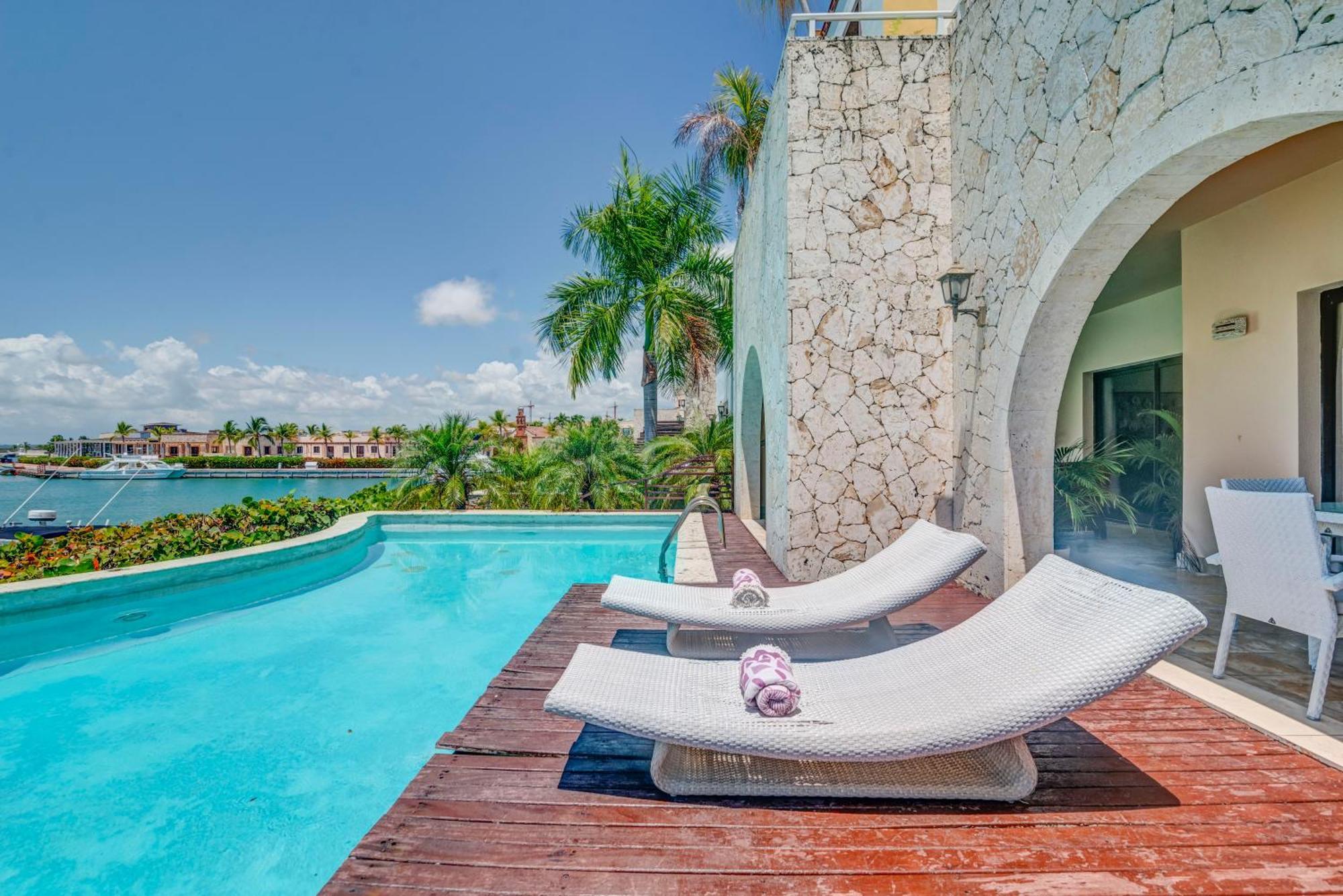 Fishing Lodge, Infinity Pool, Vistas A La Bahia *