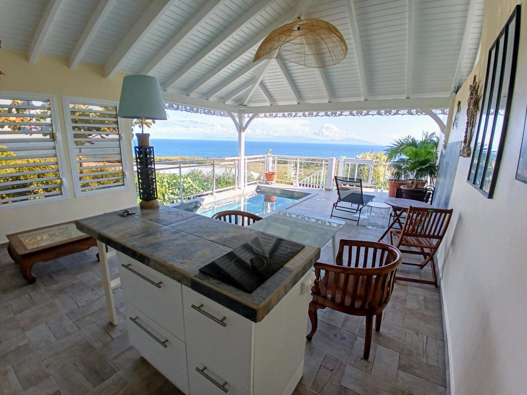 Holiday home Aux Colibris Amoureux : Loft De Standing Avec Vue