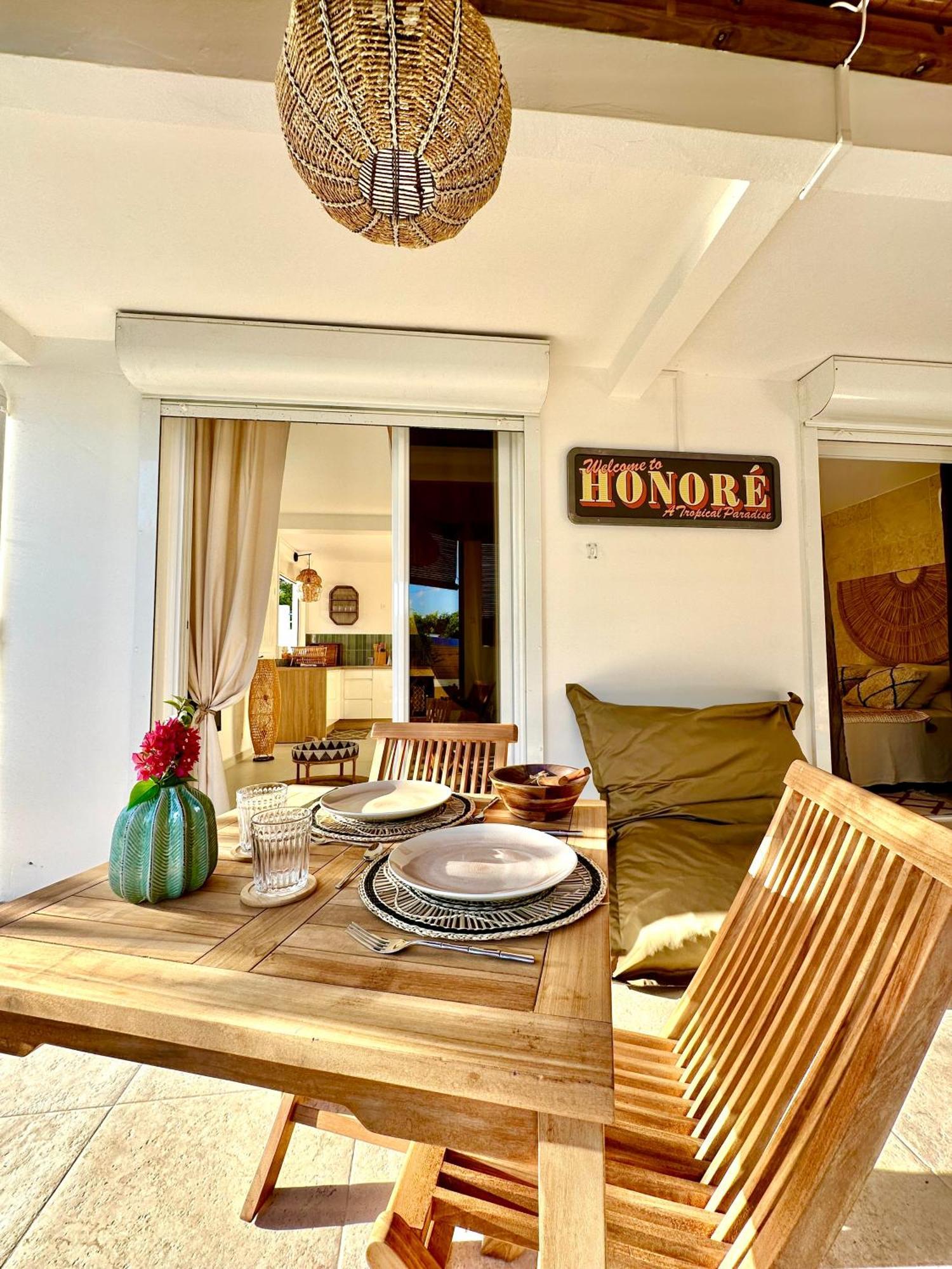 Honore Paradise