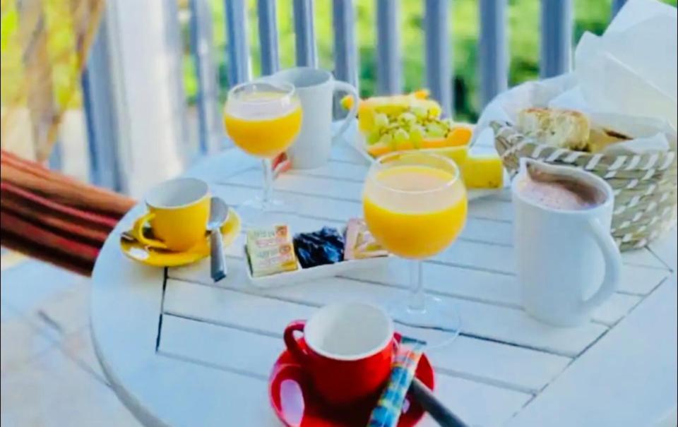 Sunshine Privilege * Deshaies