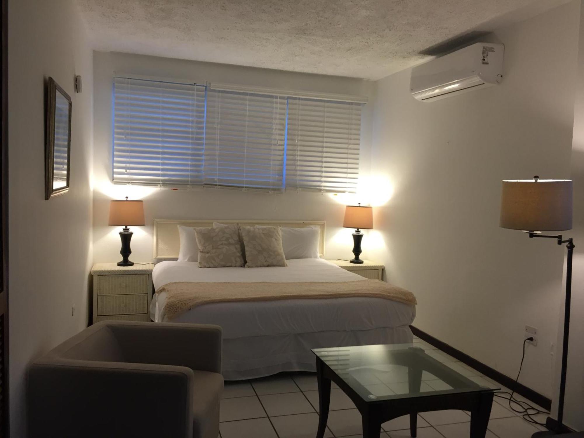 Hotel Del Mar 3*