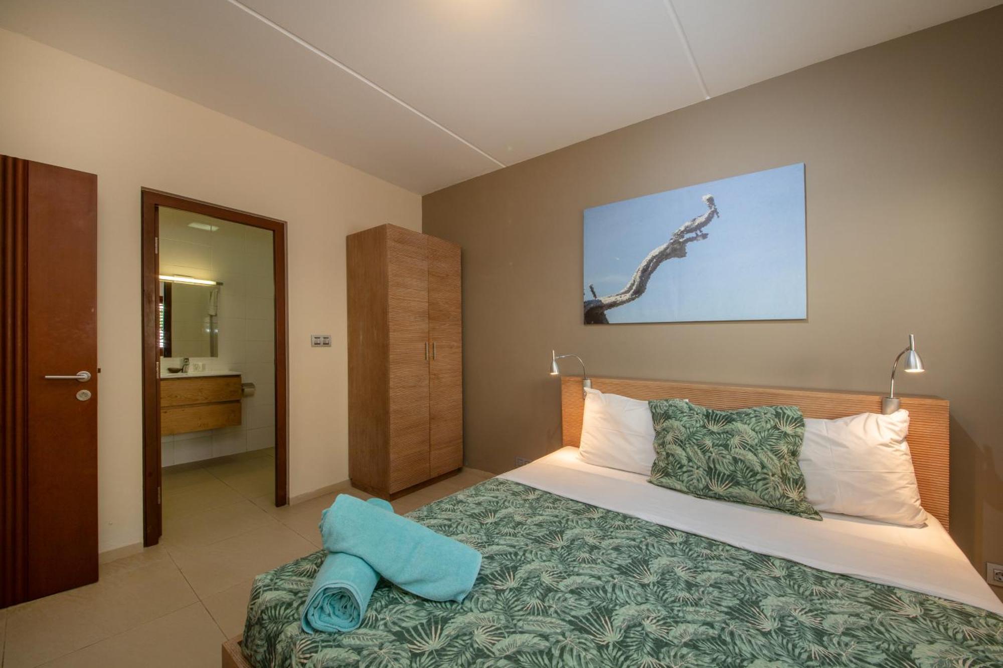 Spanish Water View - Jan Thiel Area Apartment *