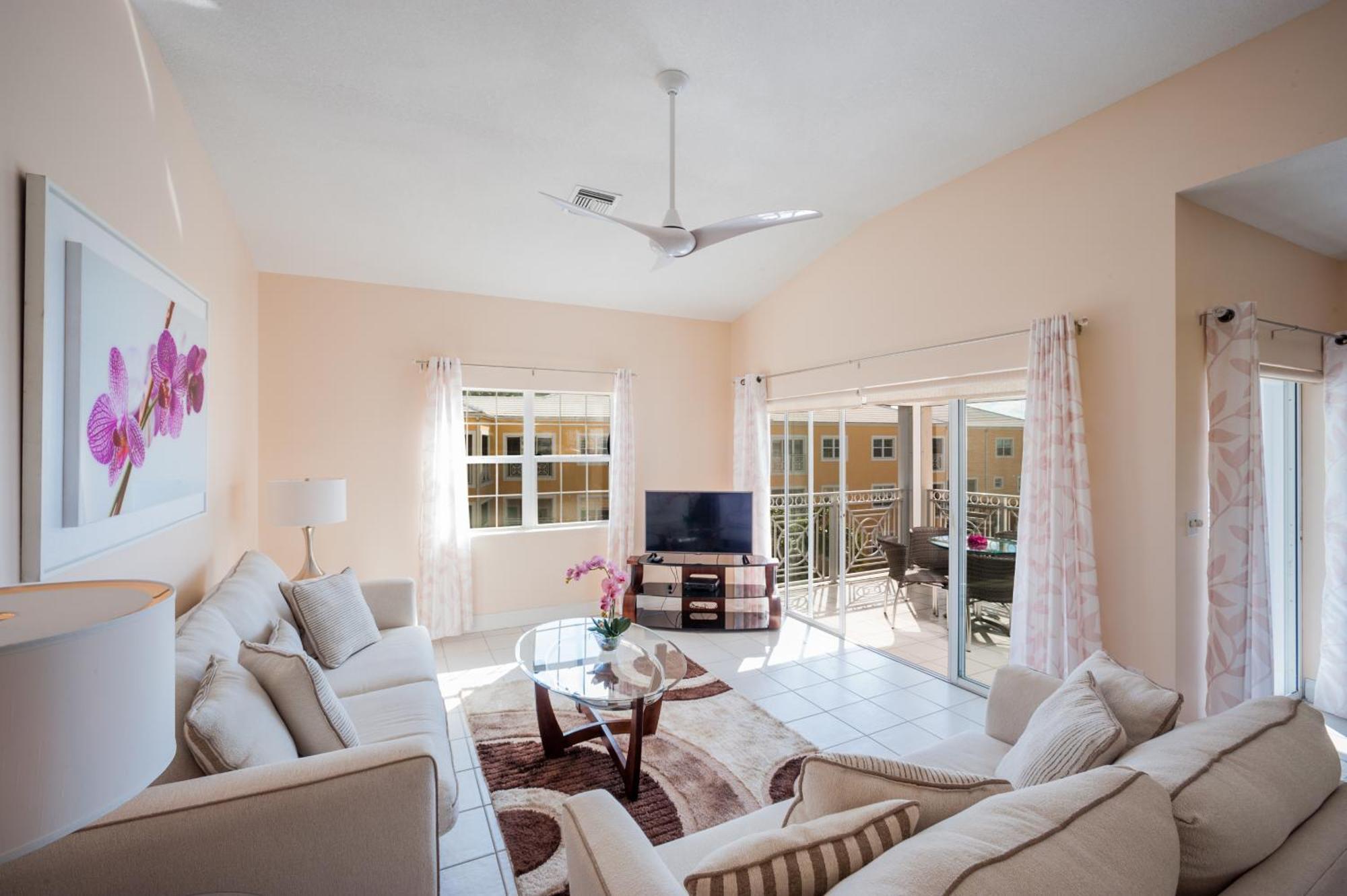 Regal Club Aparthotel 4*