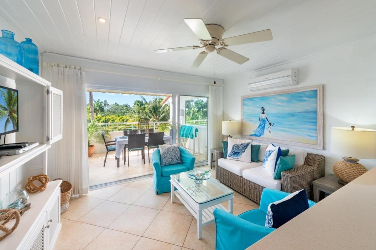 At Glitter Bay Estate By Blue Sky Luxury Apartment