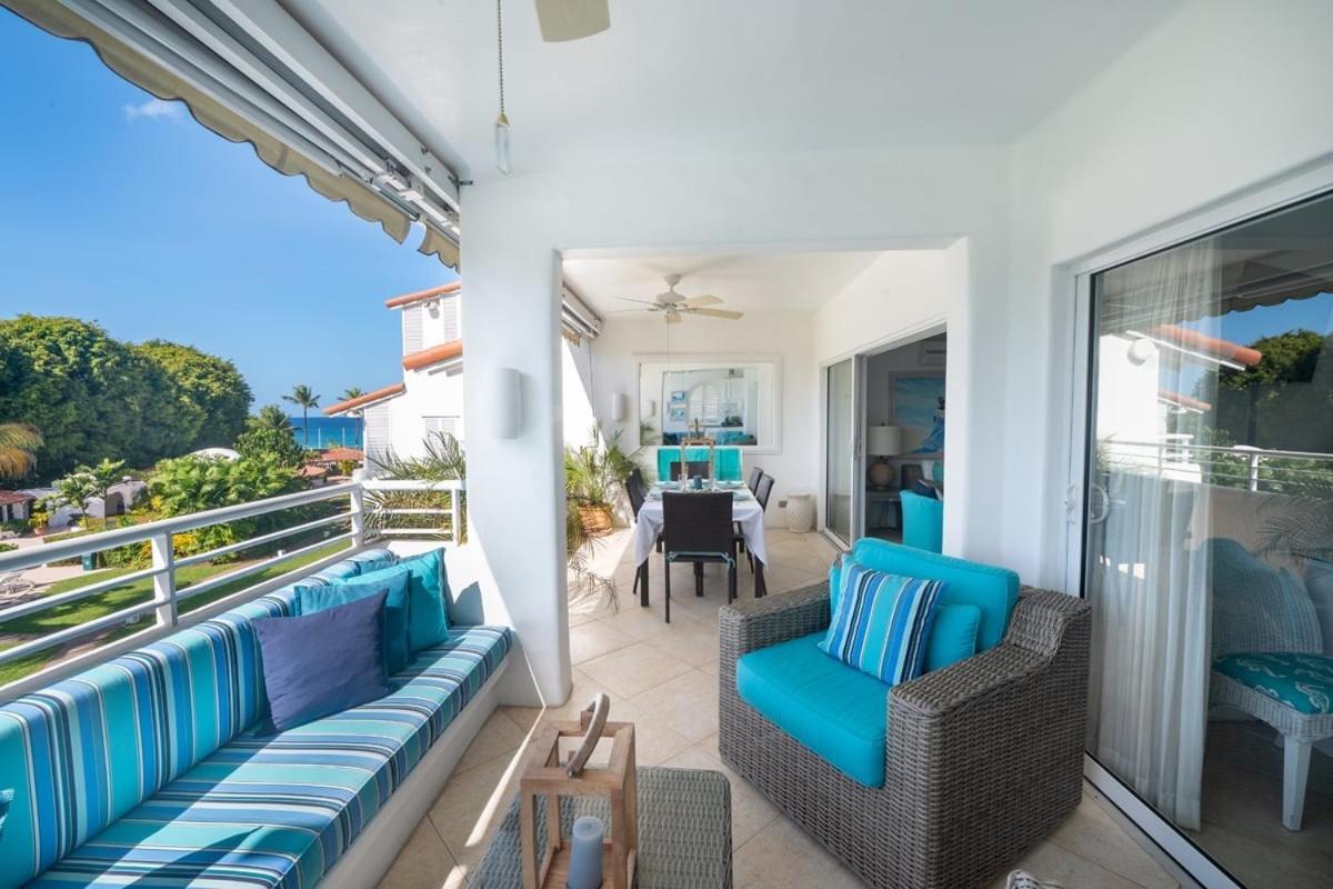 At Glitter Bay Estate By Blue Sky Luxury Apartment Saint James