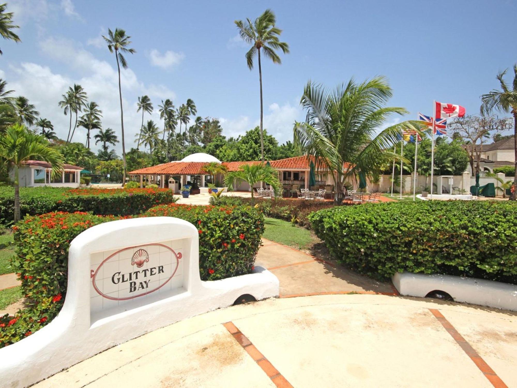 At Glitter Bay Estate By Blue Sky Luxury Apartment *