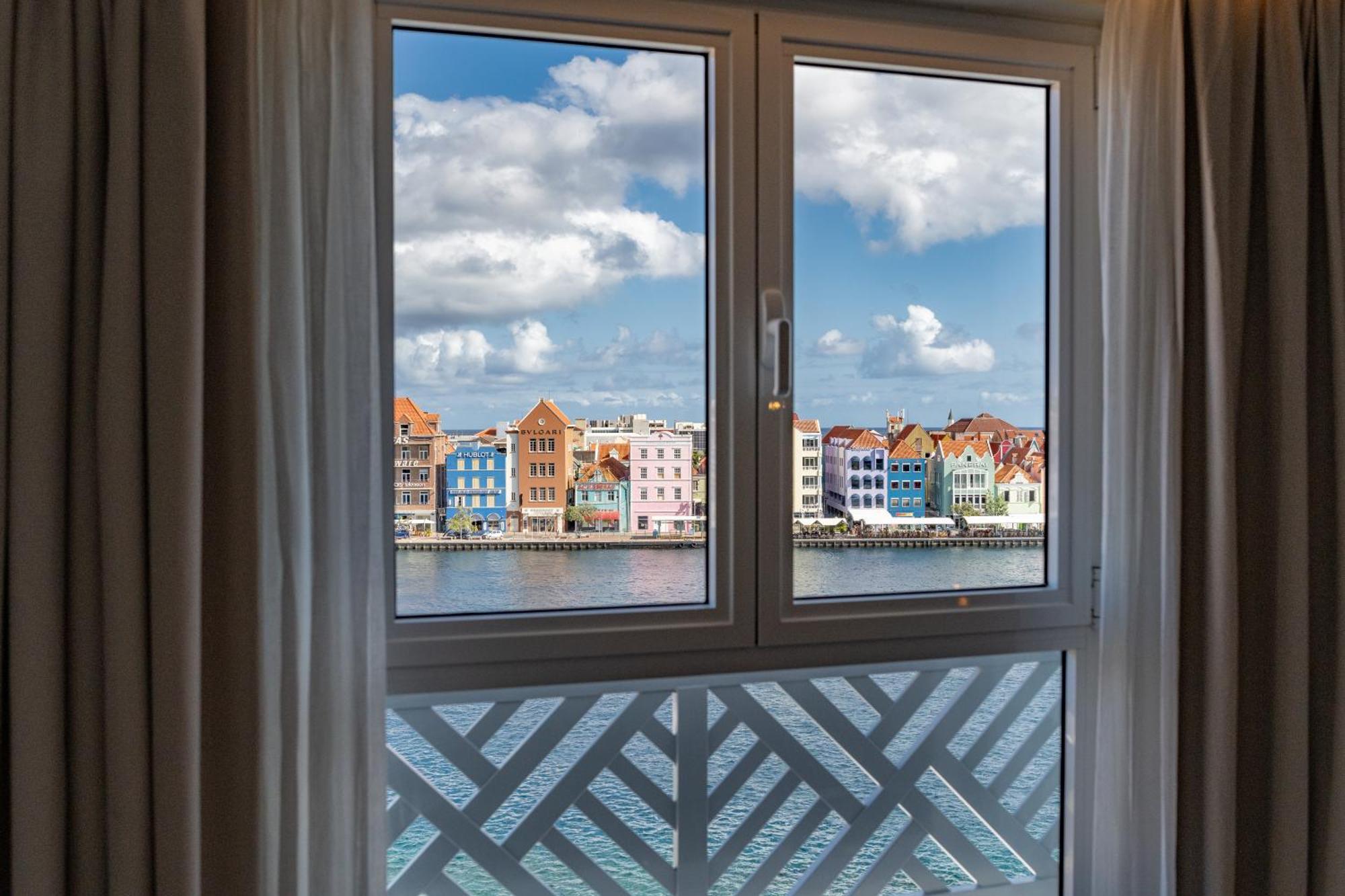 Harbor & Casino Curacao Hotel
