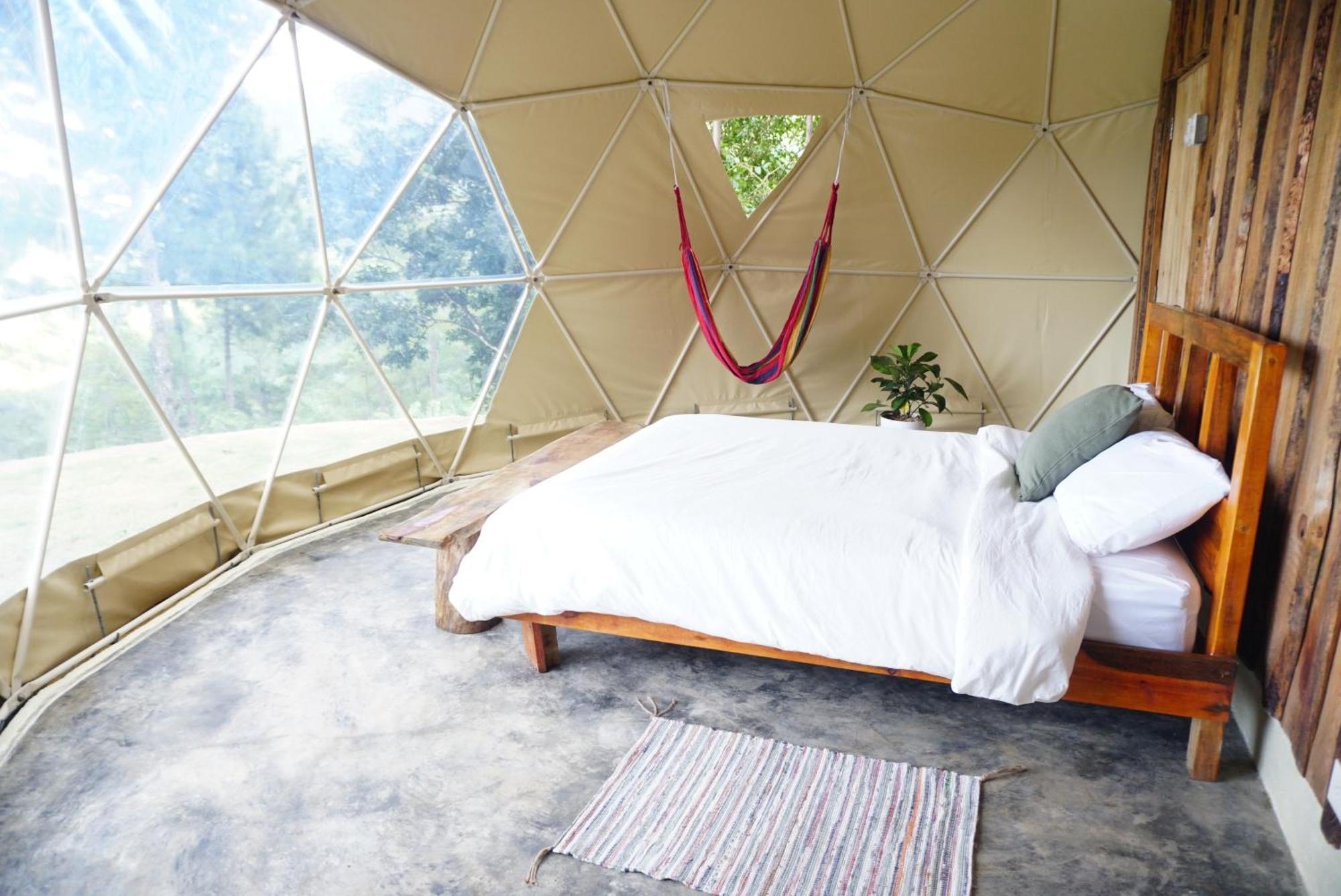 Nomad Domes At Salto Jimenoa, Tenda de luxo