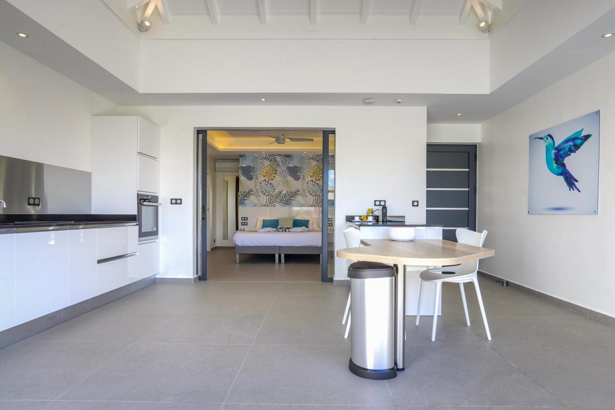 Tropic & Chic Villa *