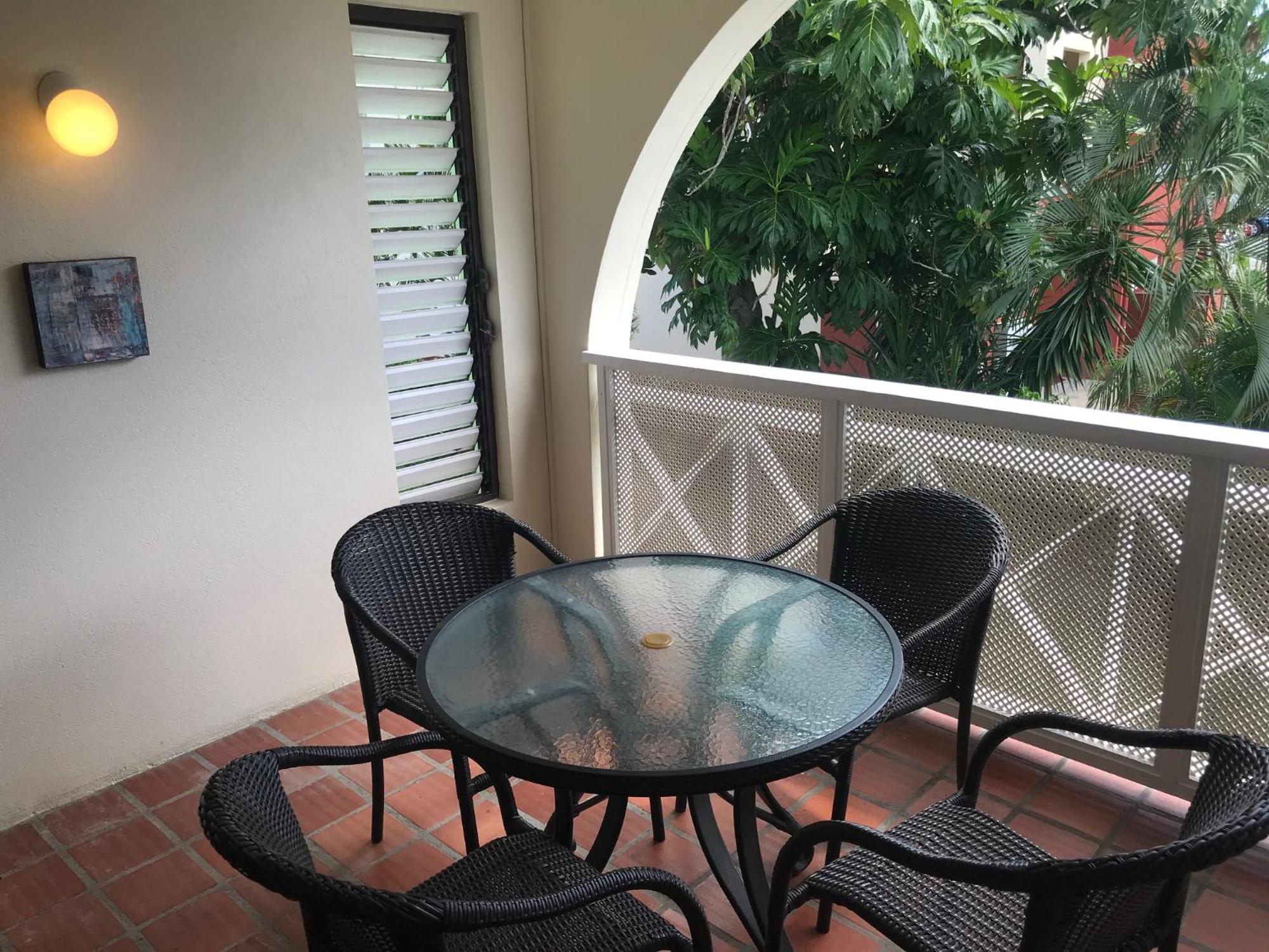 Hotel Coconut Court Beach Christ Church