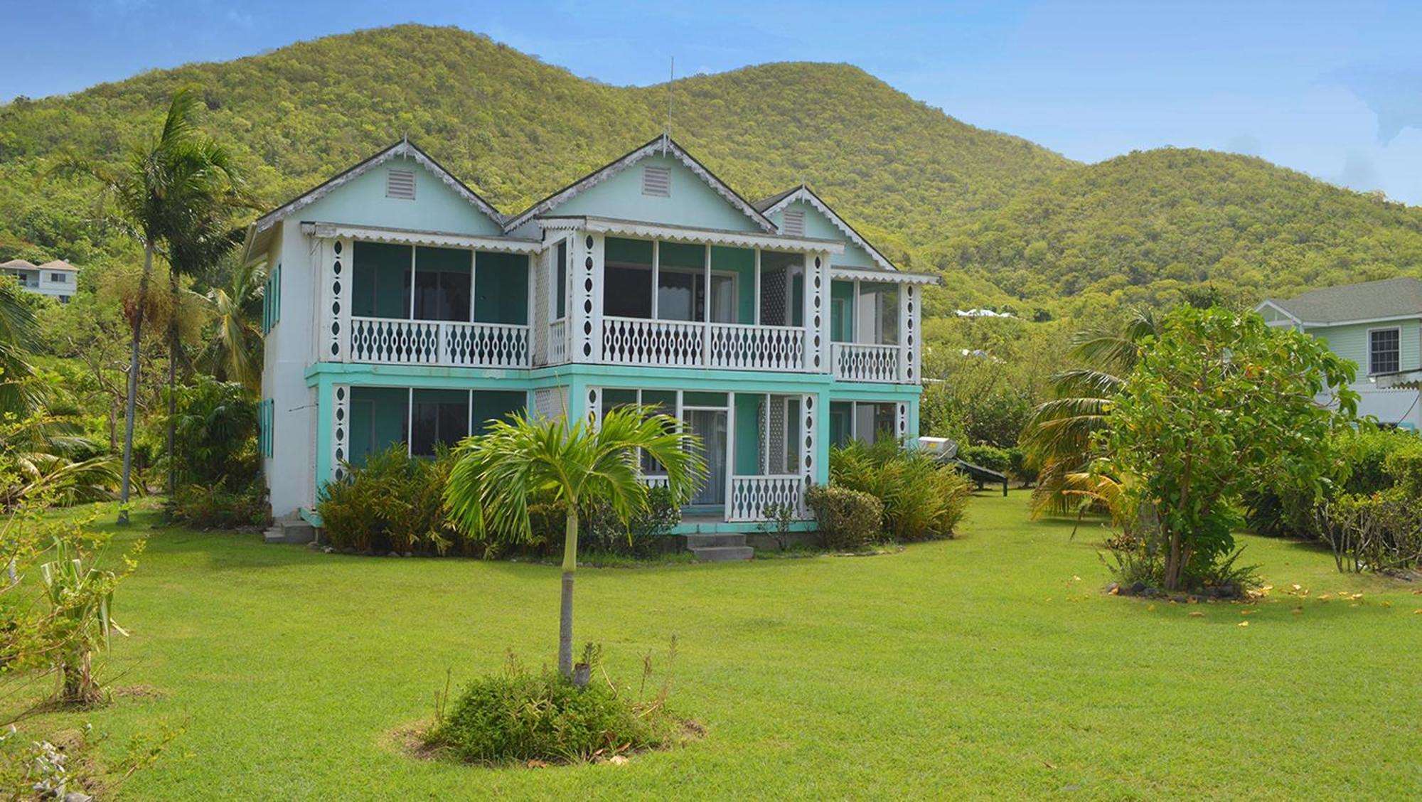 Oualie Resort