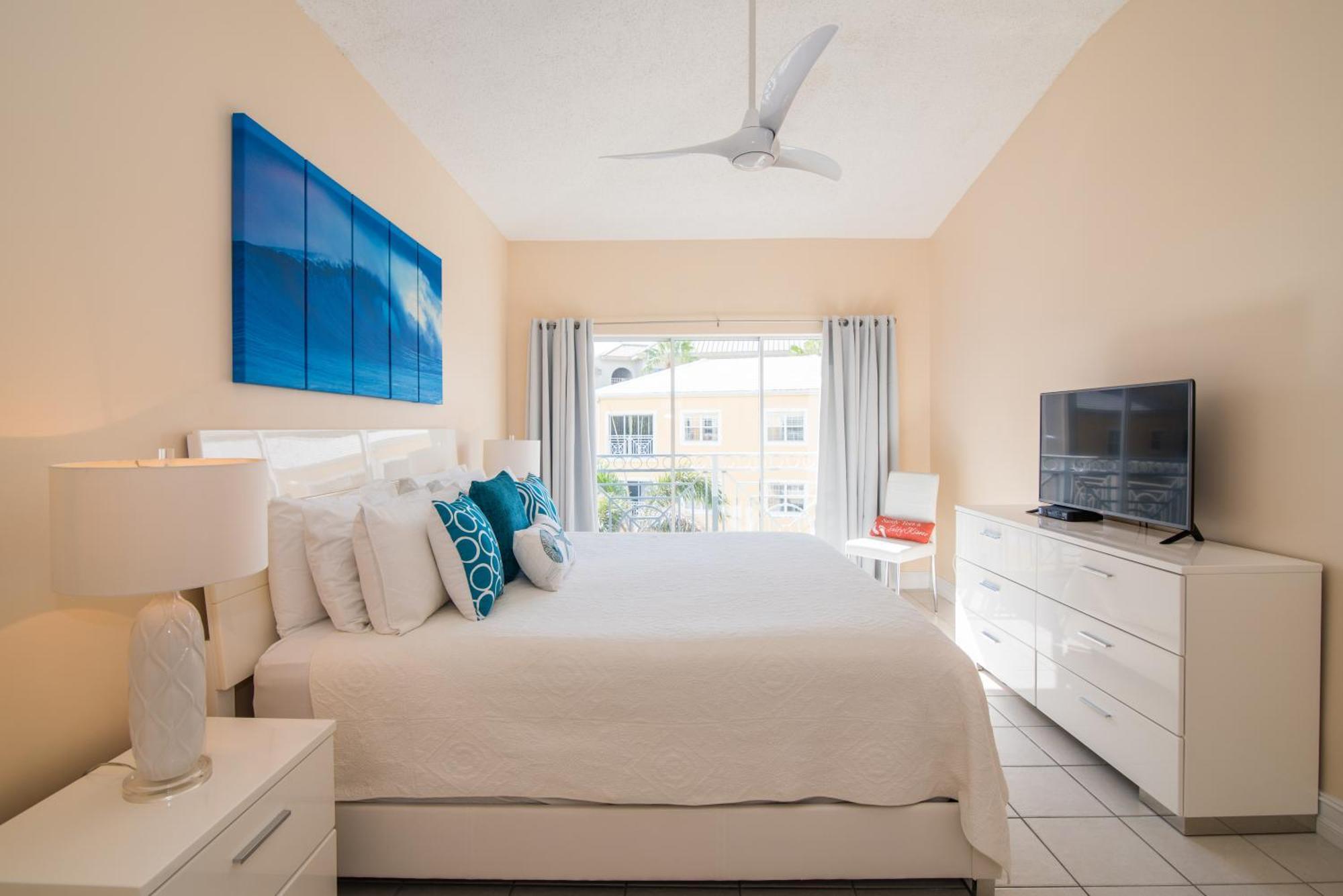 Regal Club Aparthotel George Town
