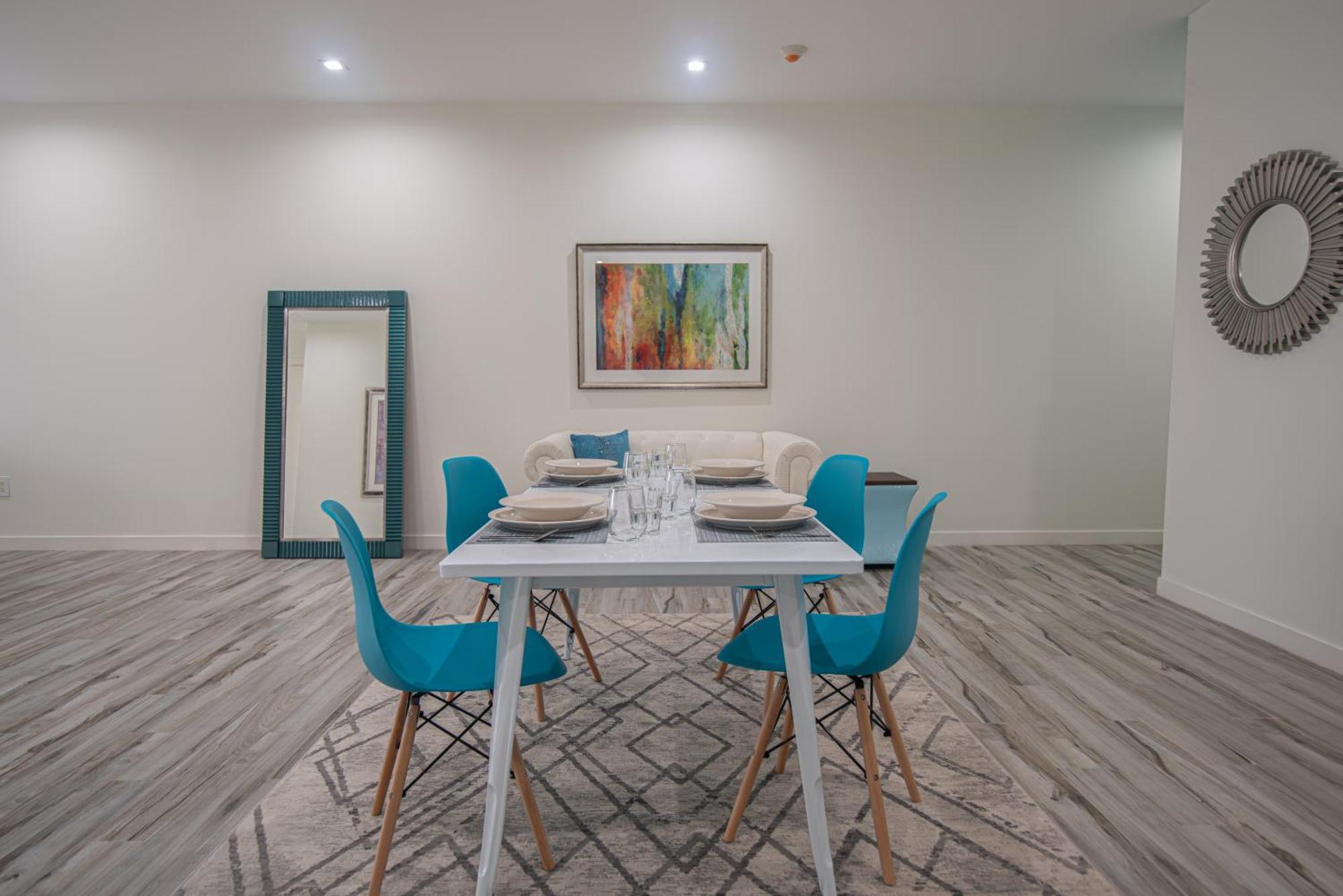 The Cove - Condo Hotel - Palm Beach Strip Aparthotel 5*
