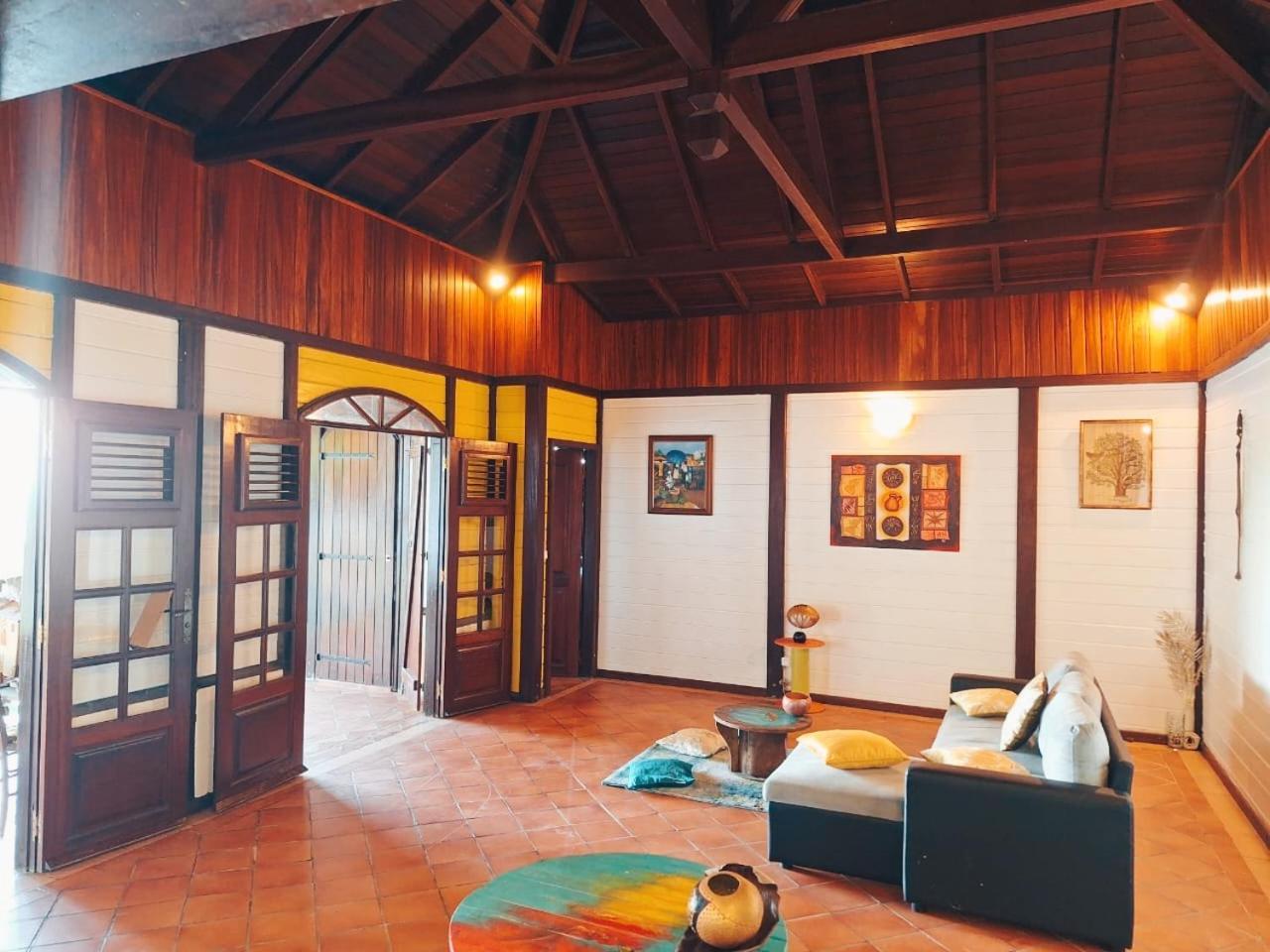 La Villa Mil'Or, Ideale Pour Vos Petits Evenements & Magnifique Vue Sur La Baie Du Robert Villa *