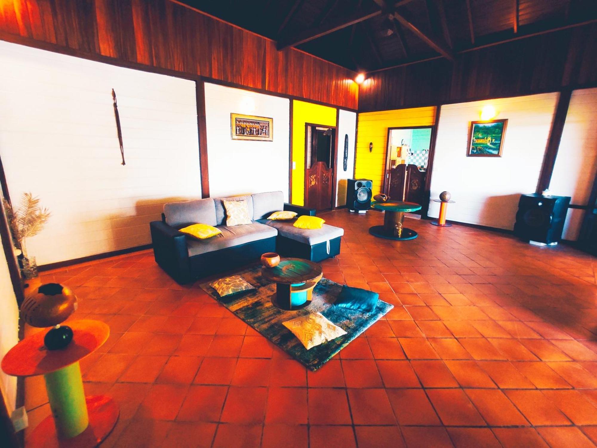 Villa La Villa Mil'Or, Ideale Pour Vos Petits Evenements & Magnifique Vue Sur La Baie Du Robert