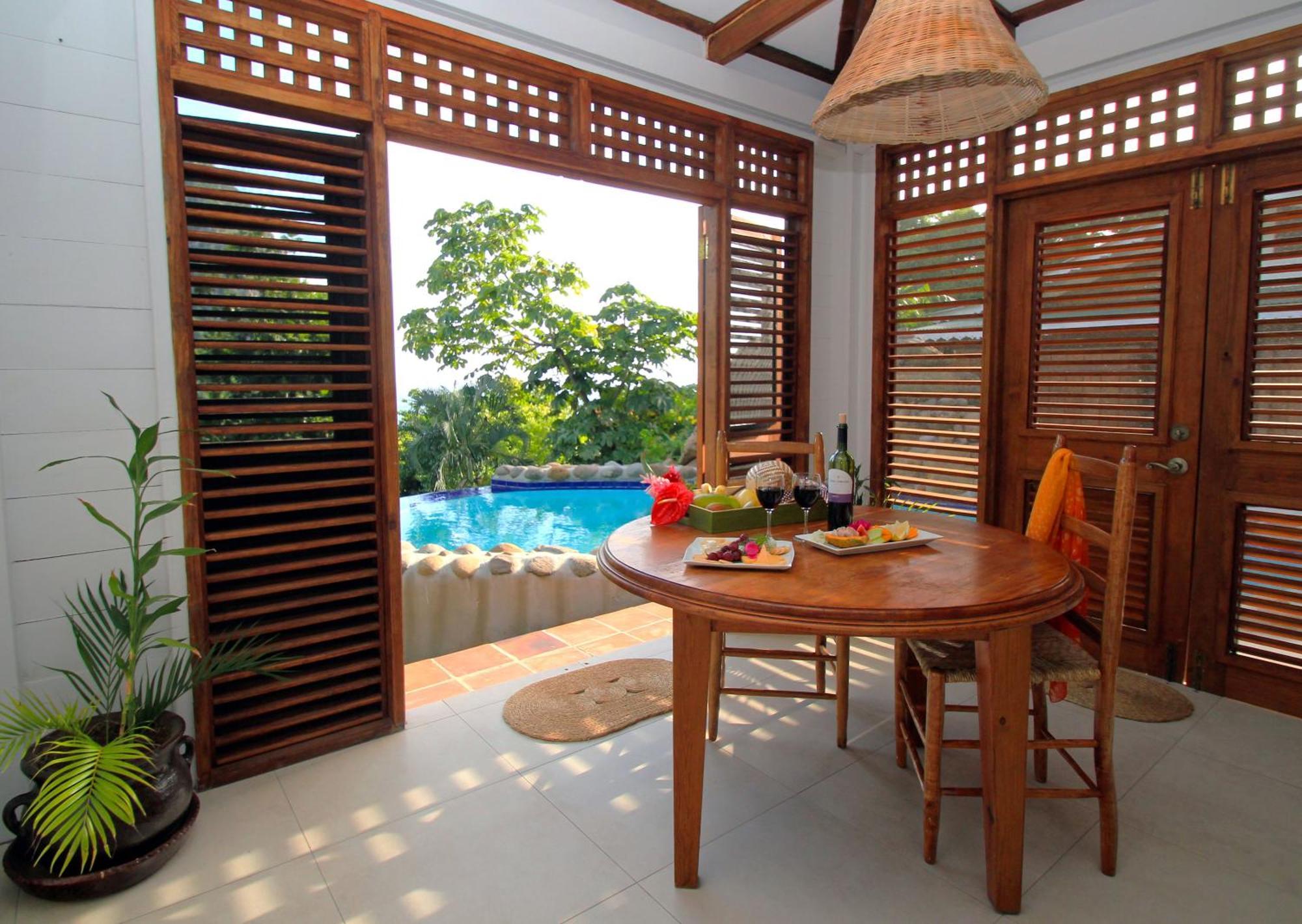 Stonefield (adults Only) 4*