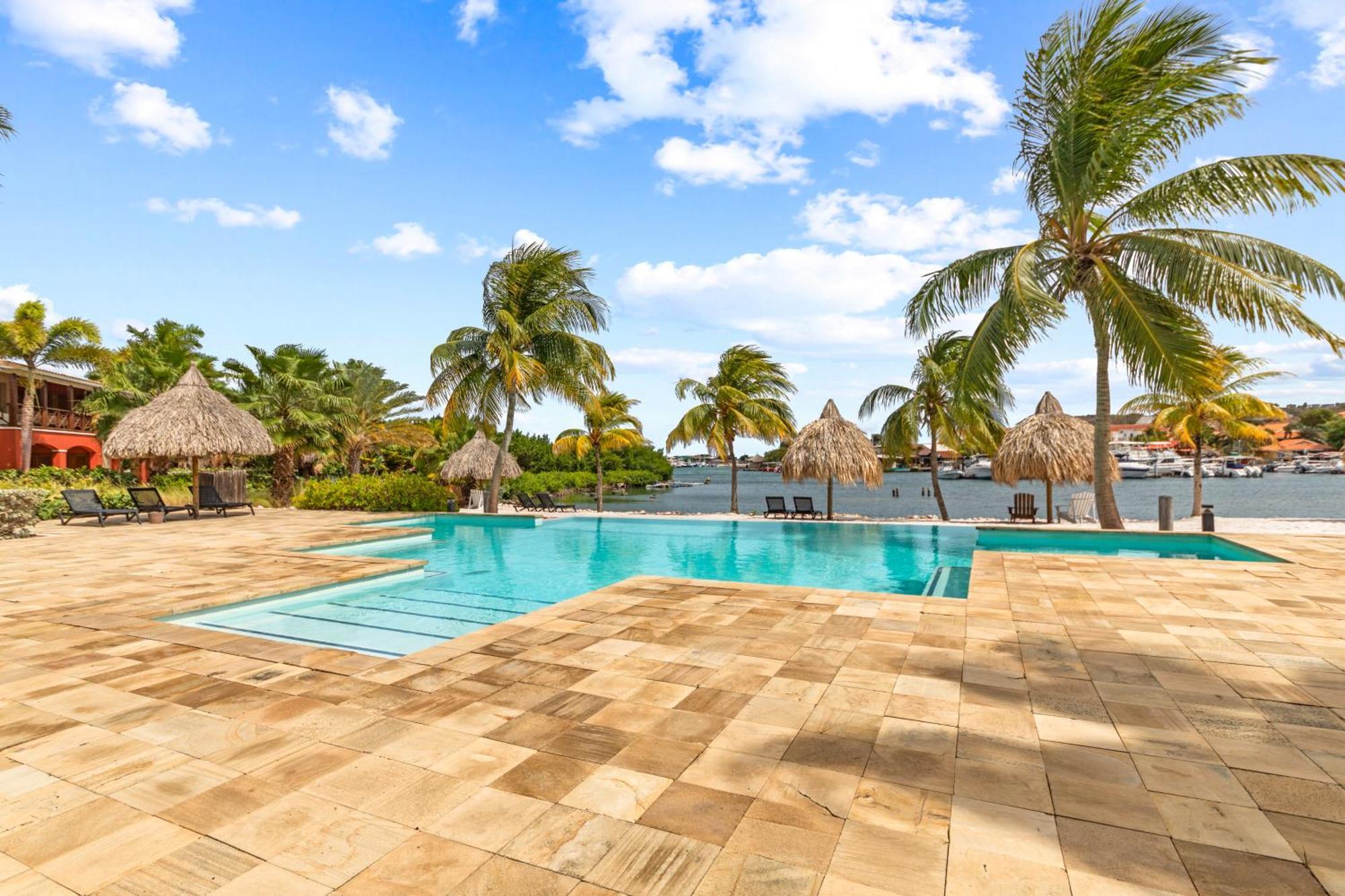 Spanish Water View - Jan Thiel Area Apartment Willemstad