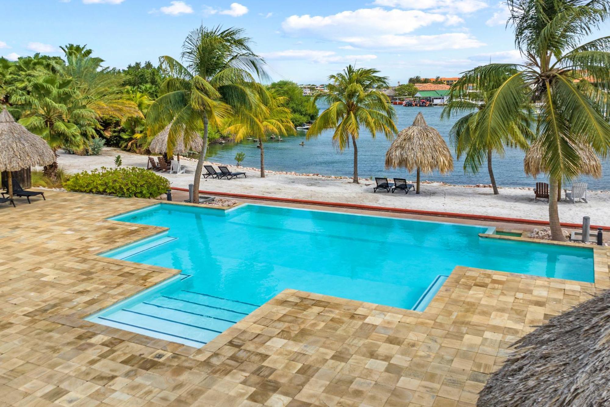 Spanish Water View - Jan Thiel Area *