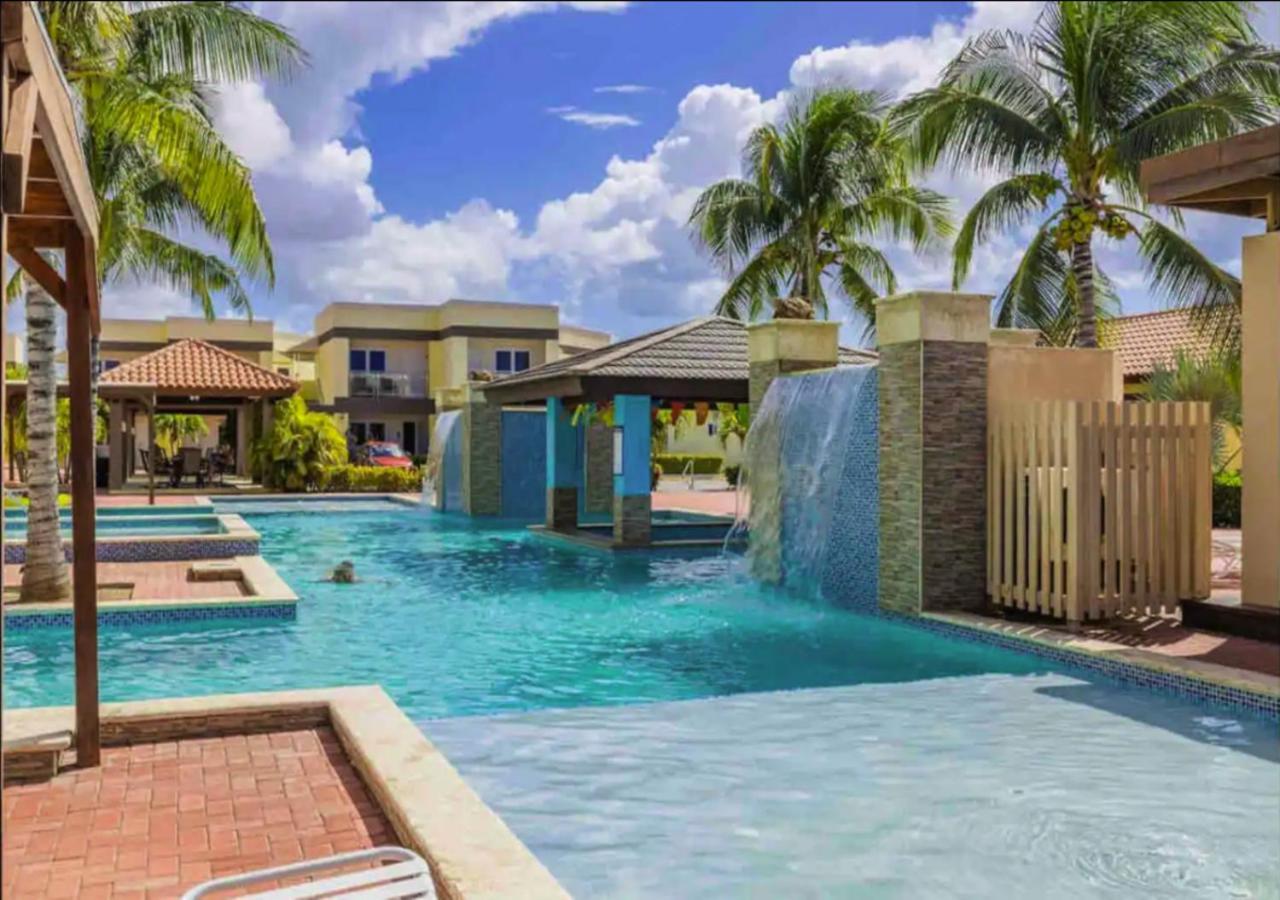 Apartamento Zen Gardens Apartment, 350 Yards From Eagle Beach! Palm Beach