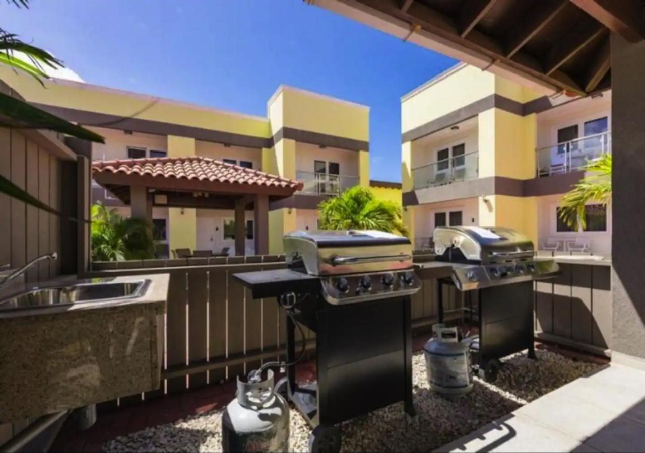 Zen Gardens Apartment, 350 Yards From Eagle Beach!
