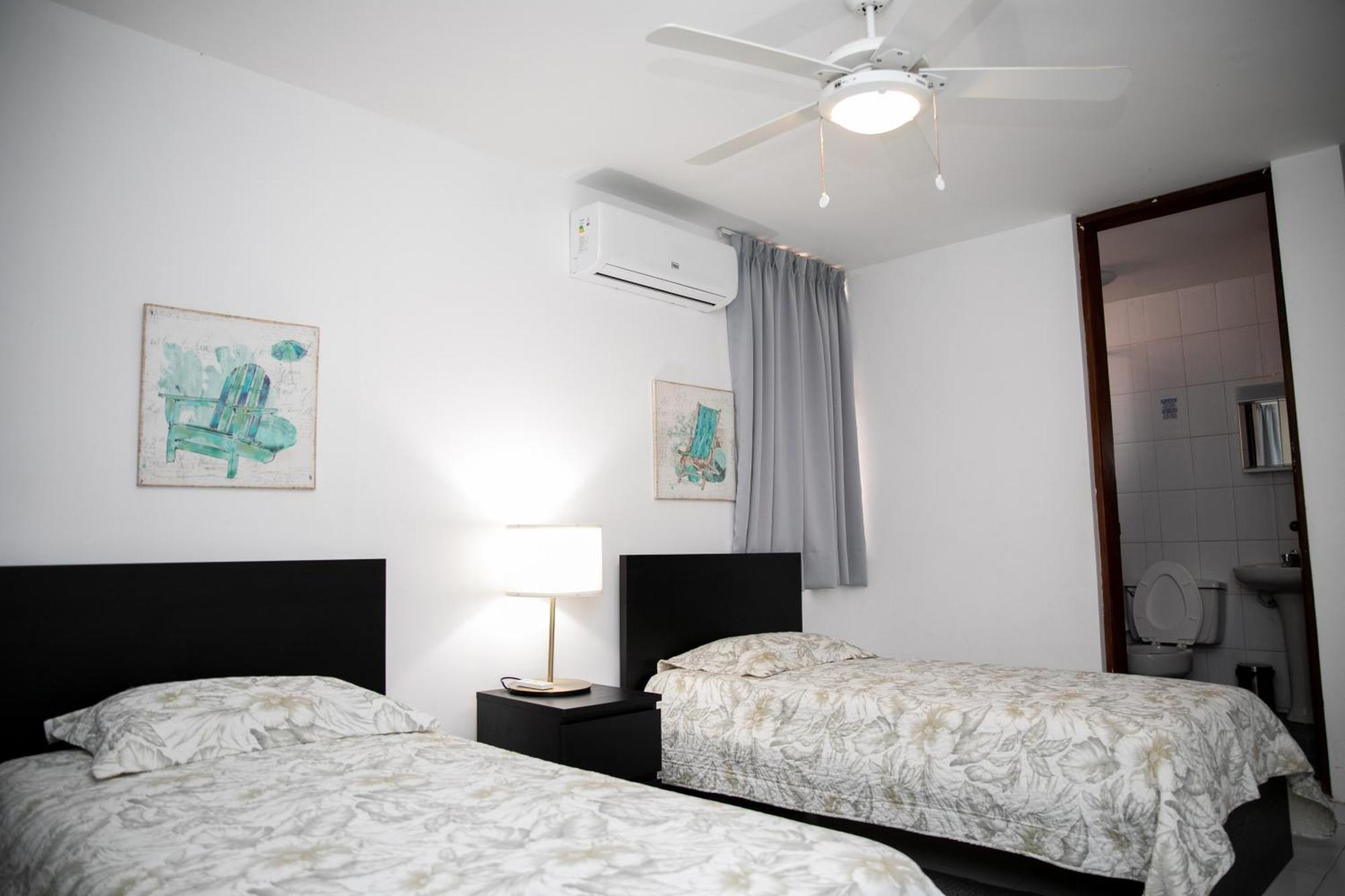 Apartamento H1 & H2 - Breakfast & Service - Airport Close