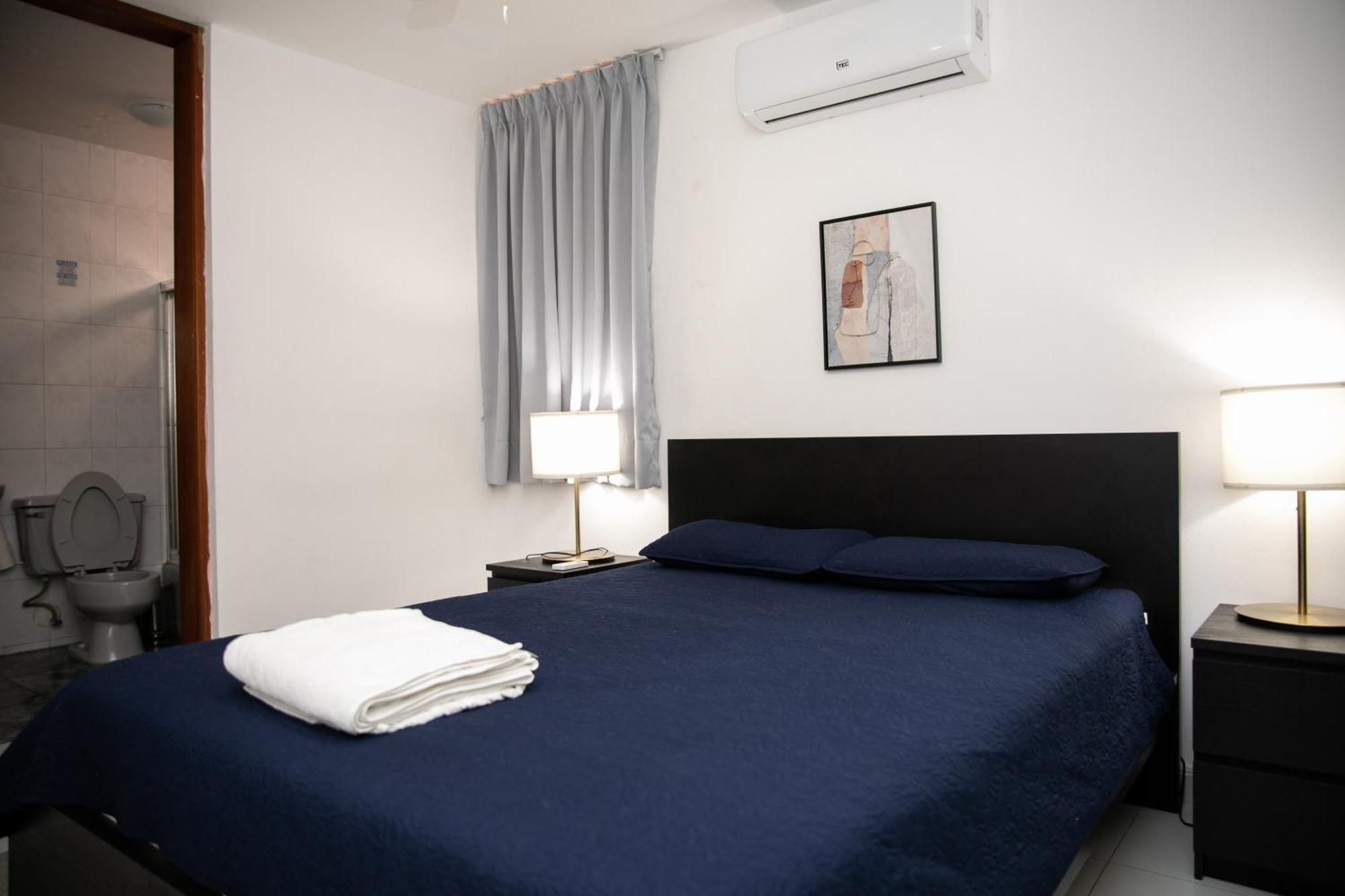 Apartamento H1 & H2 - Breakfast & Service - Airport Close *