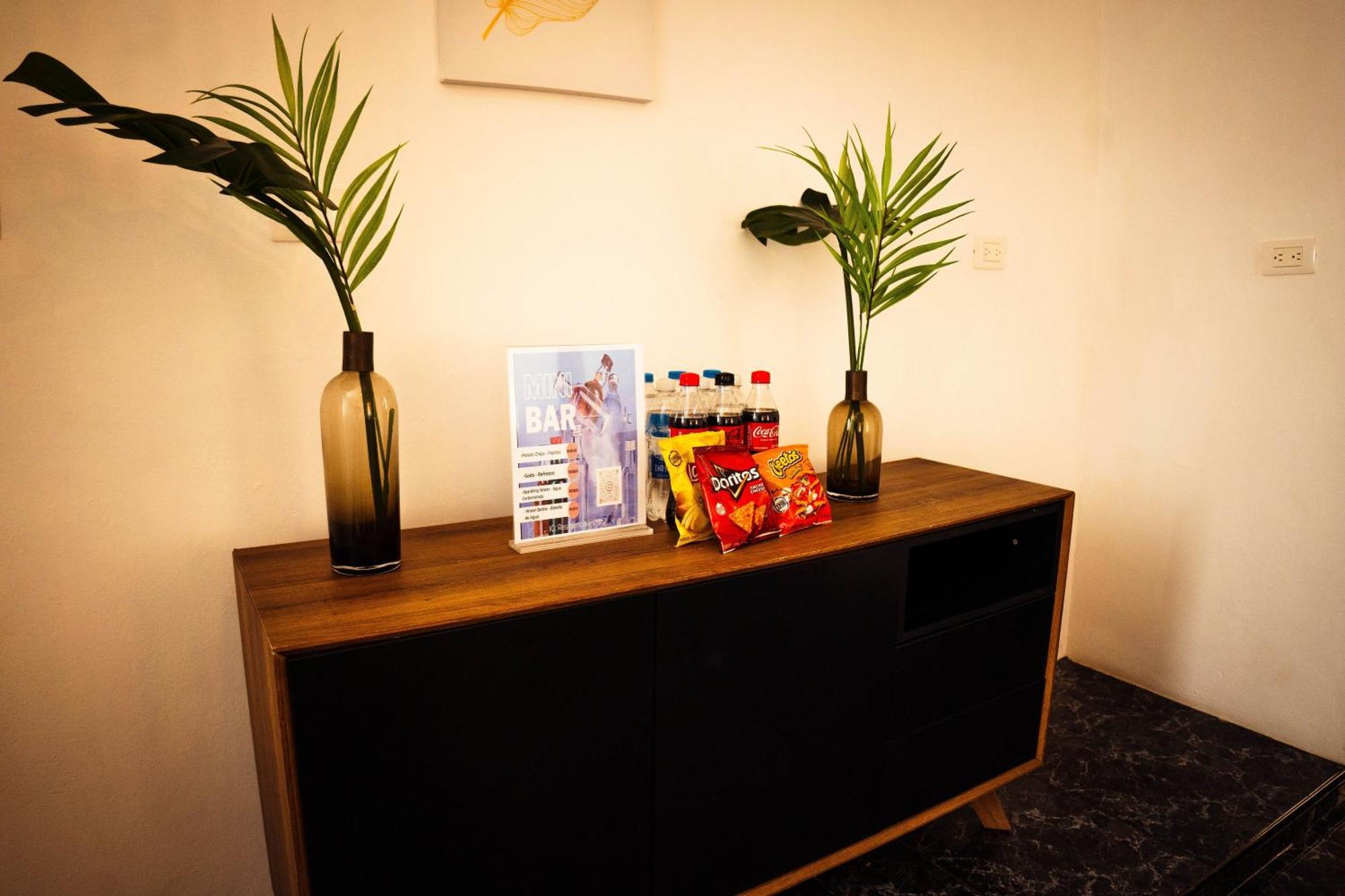 H1 & H2 - Breakfast & Service - Airport Close Apartamento *