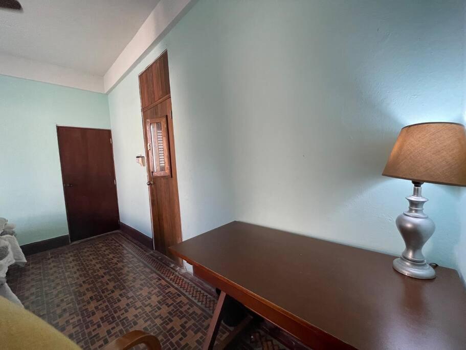 Fresh Tropical Colonial Style Walk-up- Rooftop Terrace- View Apartamento *