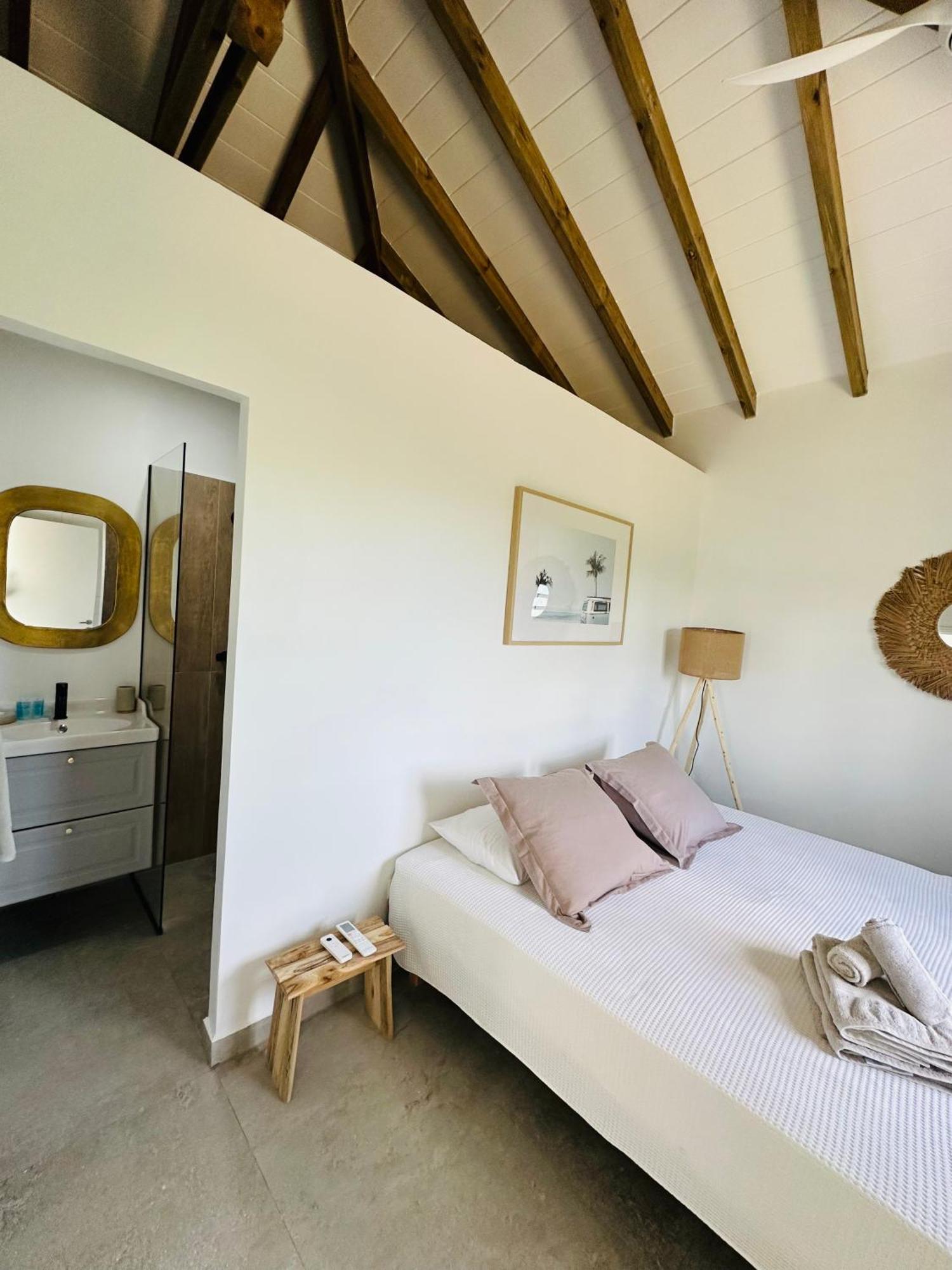 Tropical Heaven - Terres Basses Villa *