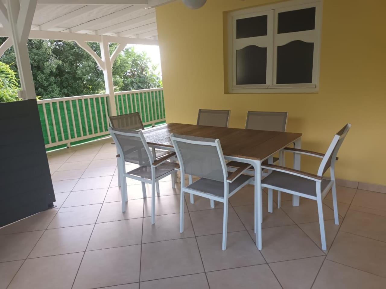 Apartment Ti Kaz En Nou' Pointe-Noire