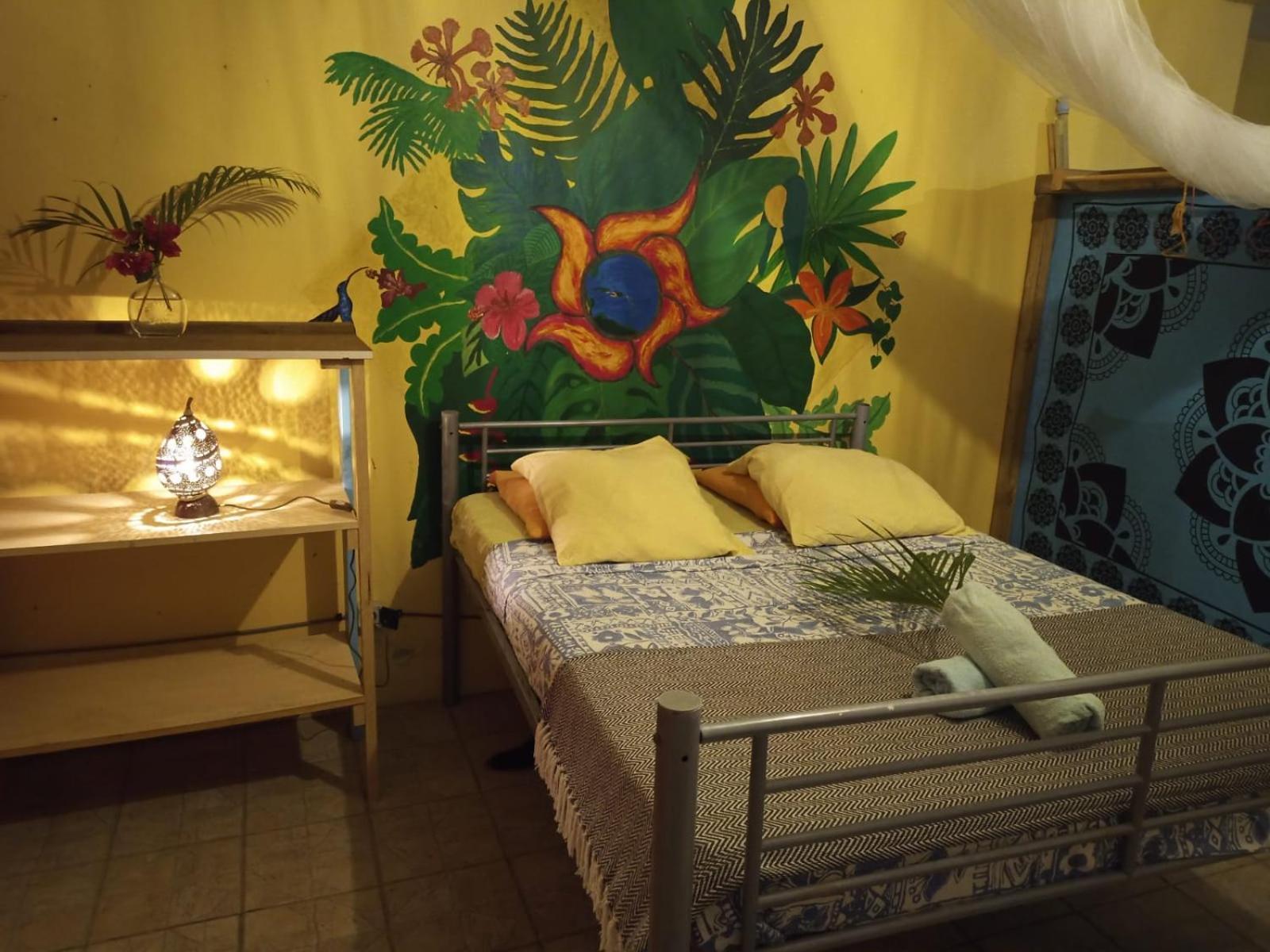 Happy Hippies House Homestay *