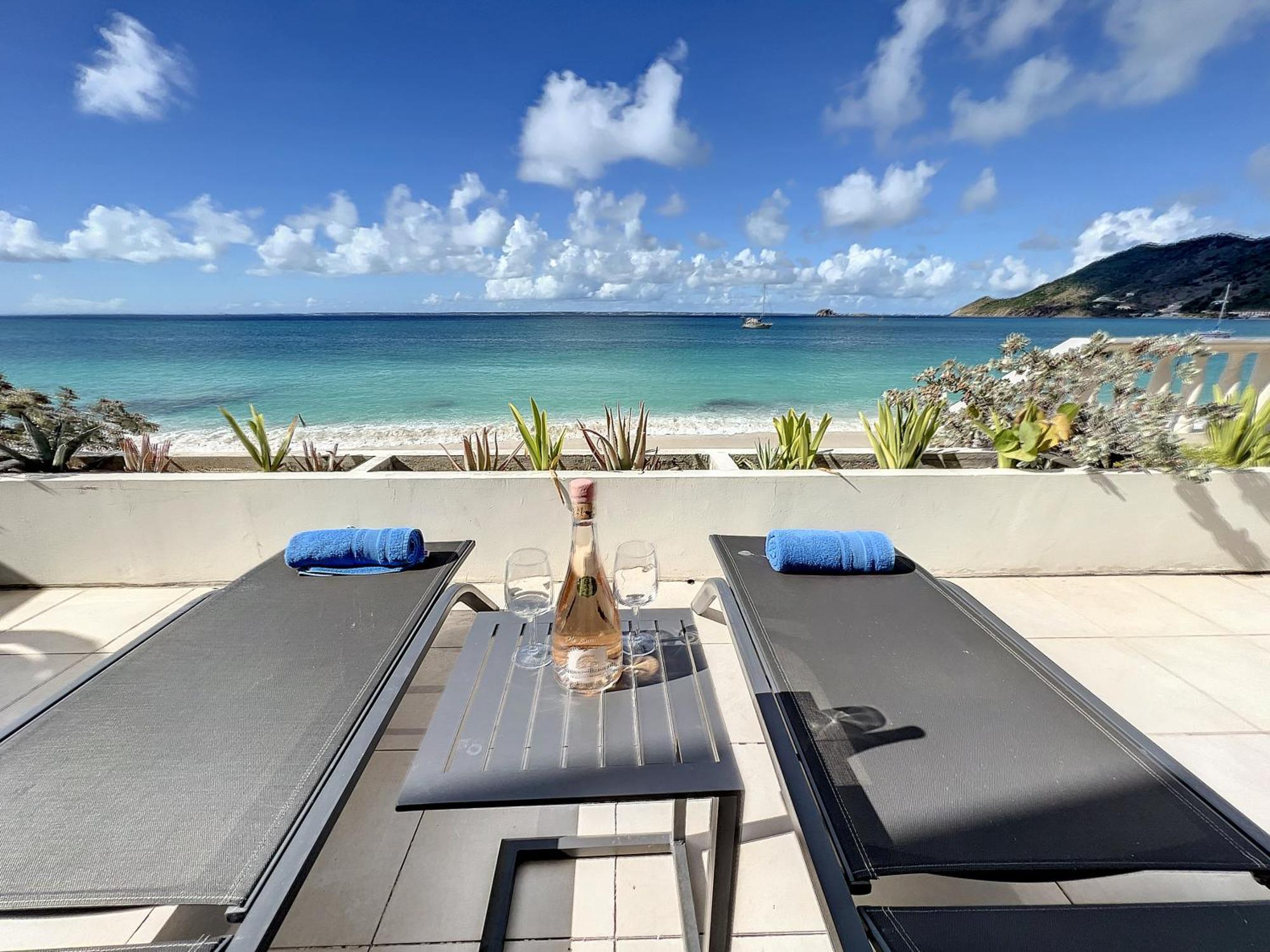 Holiday home Paradis Caraibes 1, Feet In The Water In *