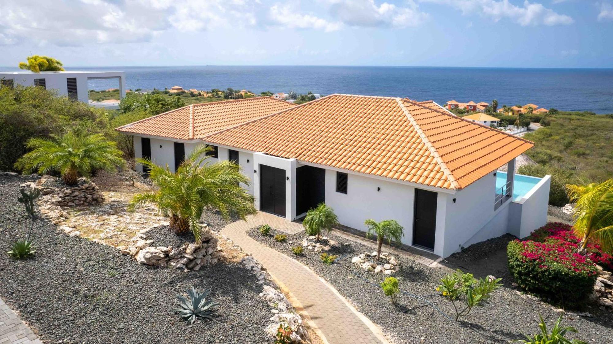 Villa Coral Estate Holidays