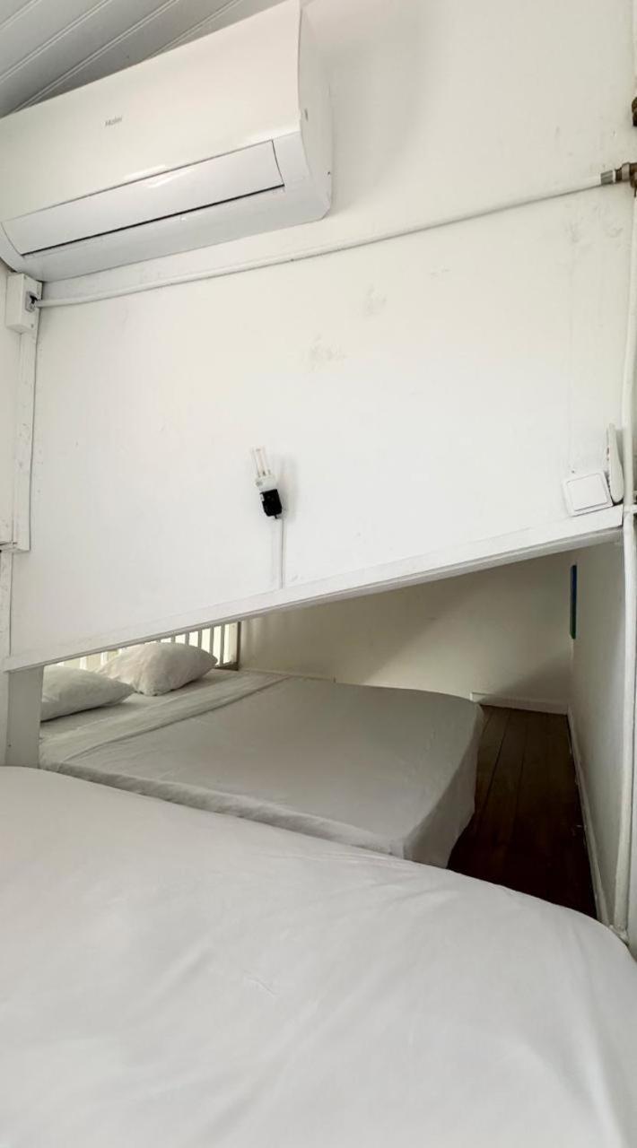 Pied Dans L'eau-tartane Apartment