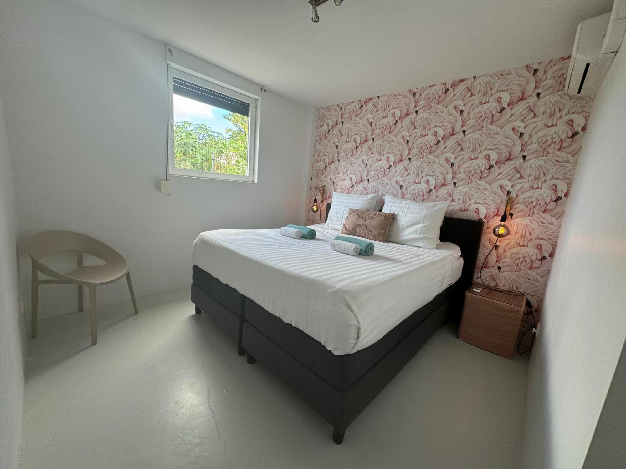Boutique & Jt Curacao Bed & Breakfast