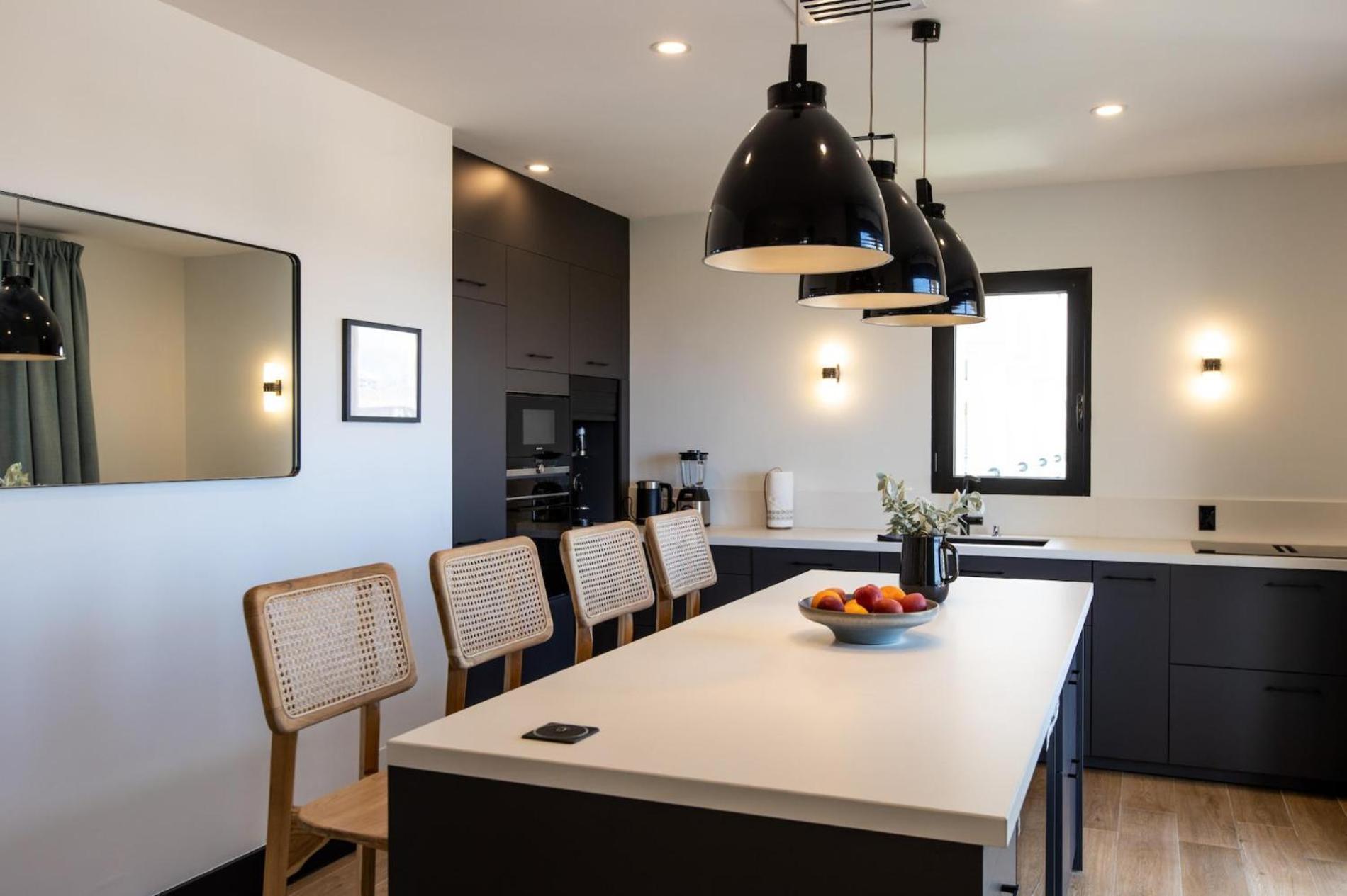 Apartment Designers Delight 3 Bedroom W Pool Gym Tennis Courts Cupecoy (Sint Maarten)