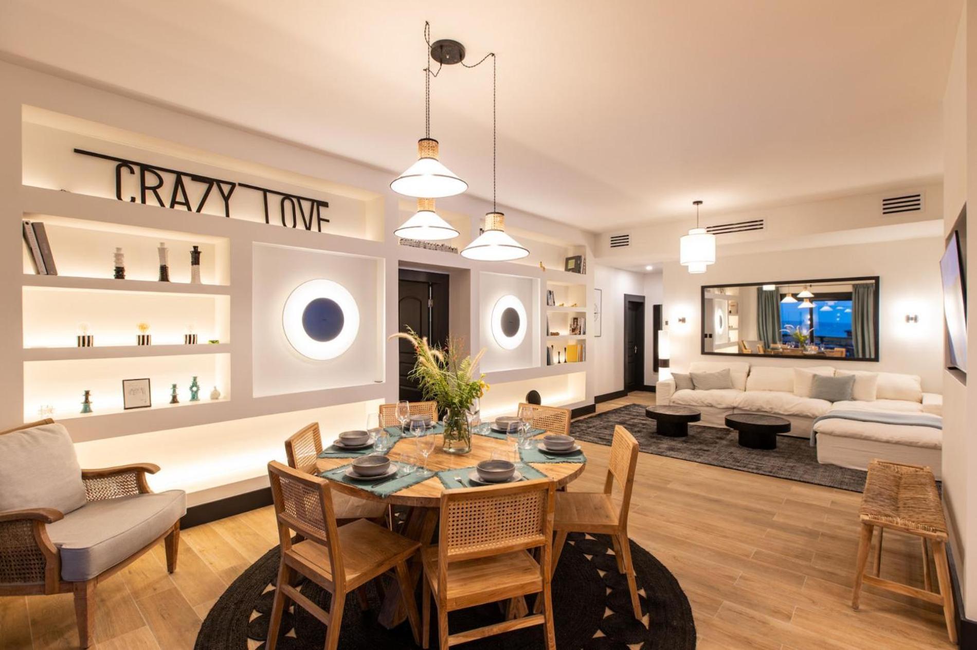 Apartment Designers Delight 3 Bedroom W Pool Gym Tennis Courts