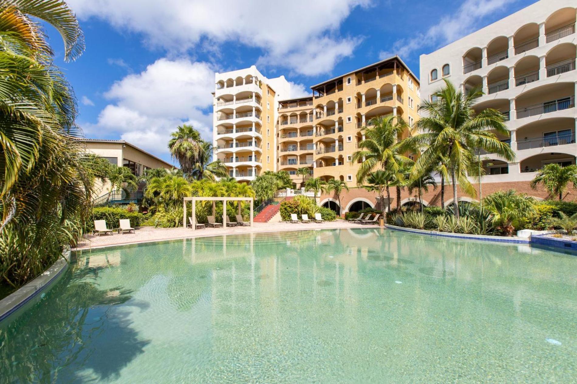 Designers Delight 3 Bedroom W Pool Gym Tennis Courts Apartment Cupecoy (Sint Maarten)
