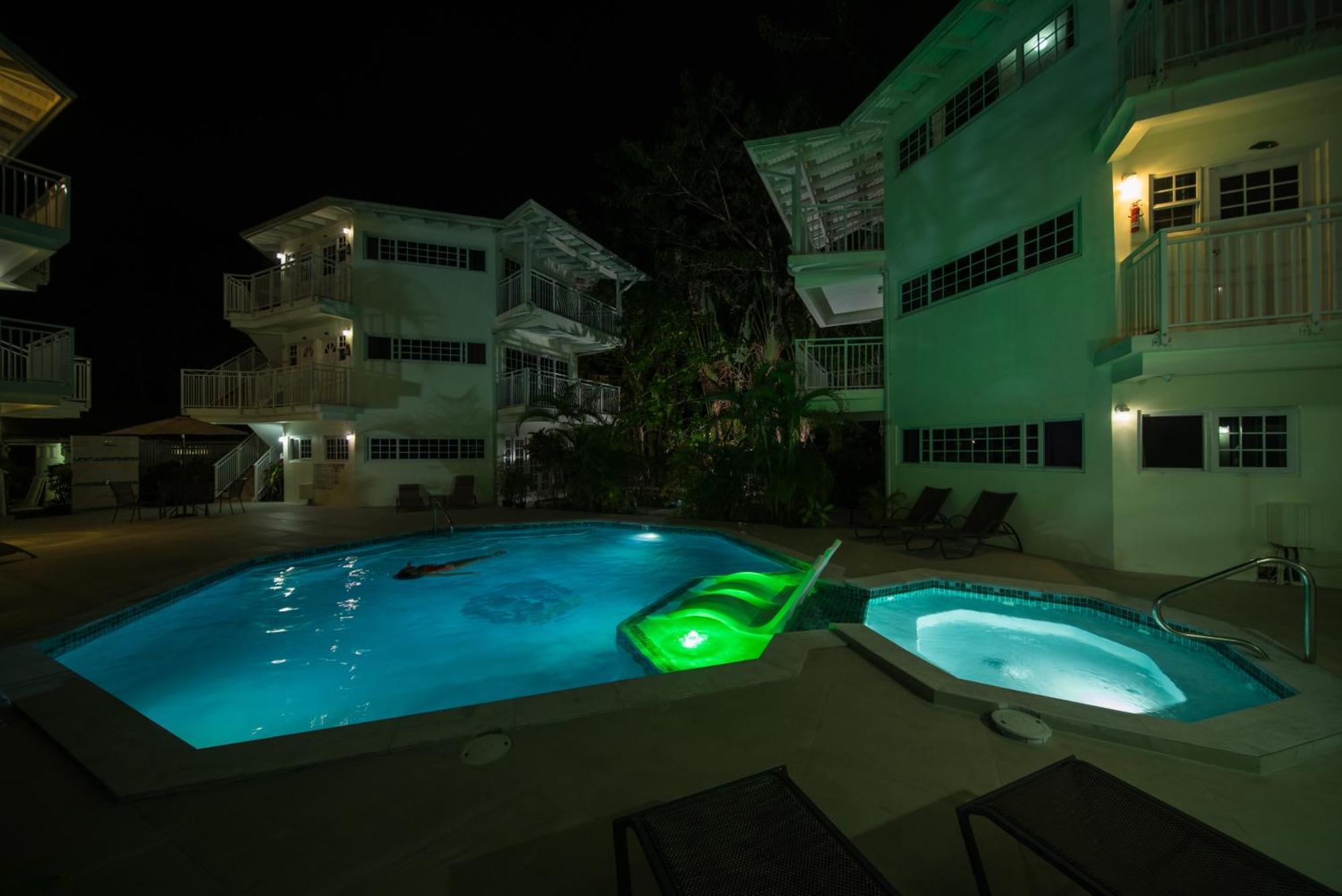 Rondel Village Resort 3*